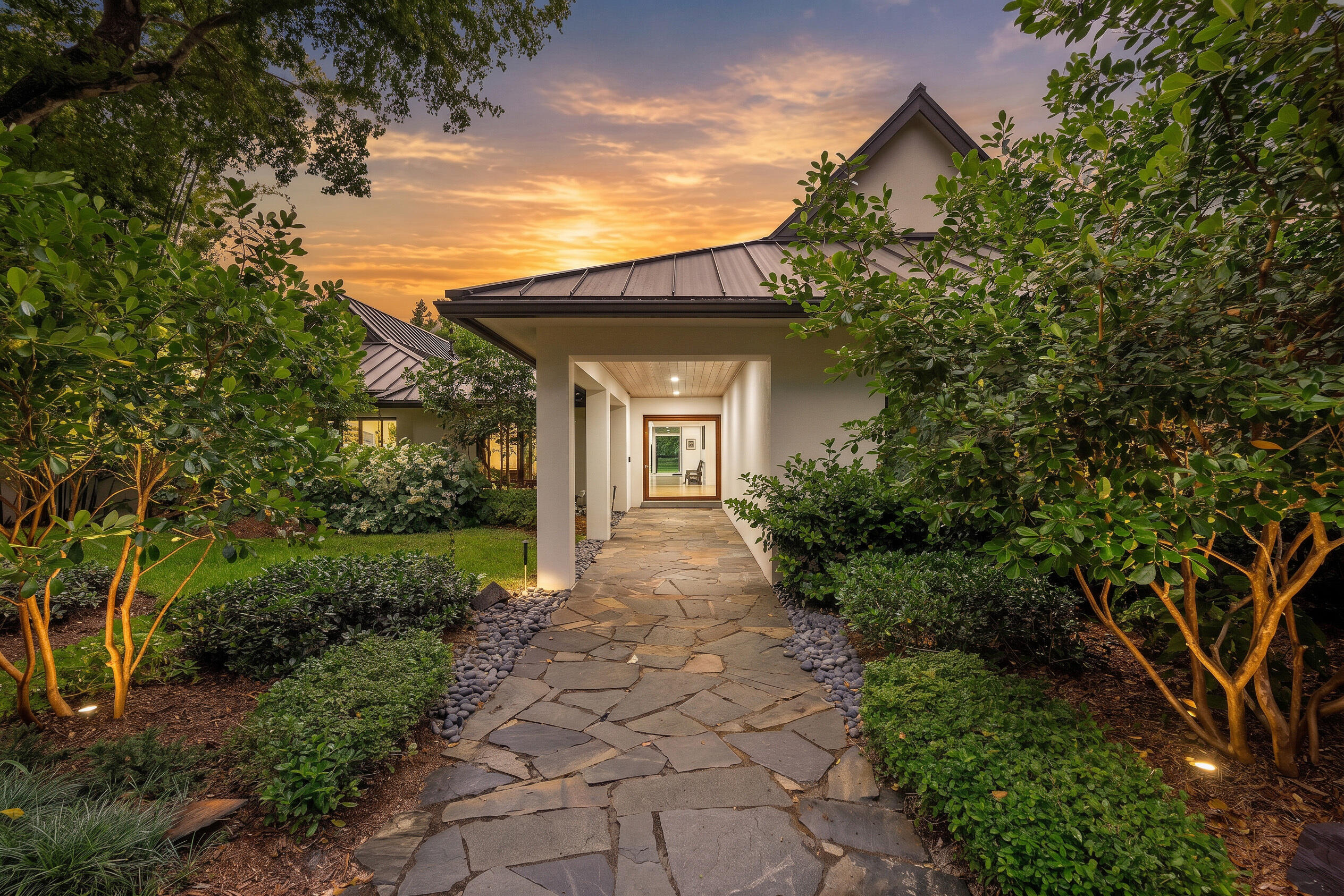 18660 Long Lake Drive