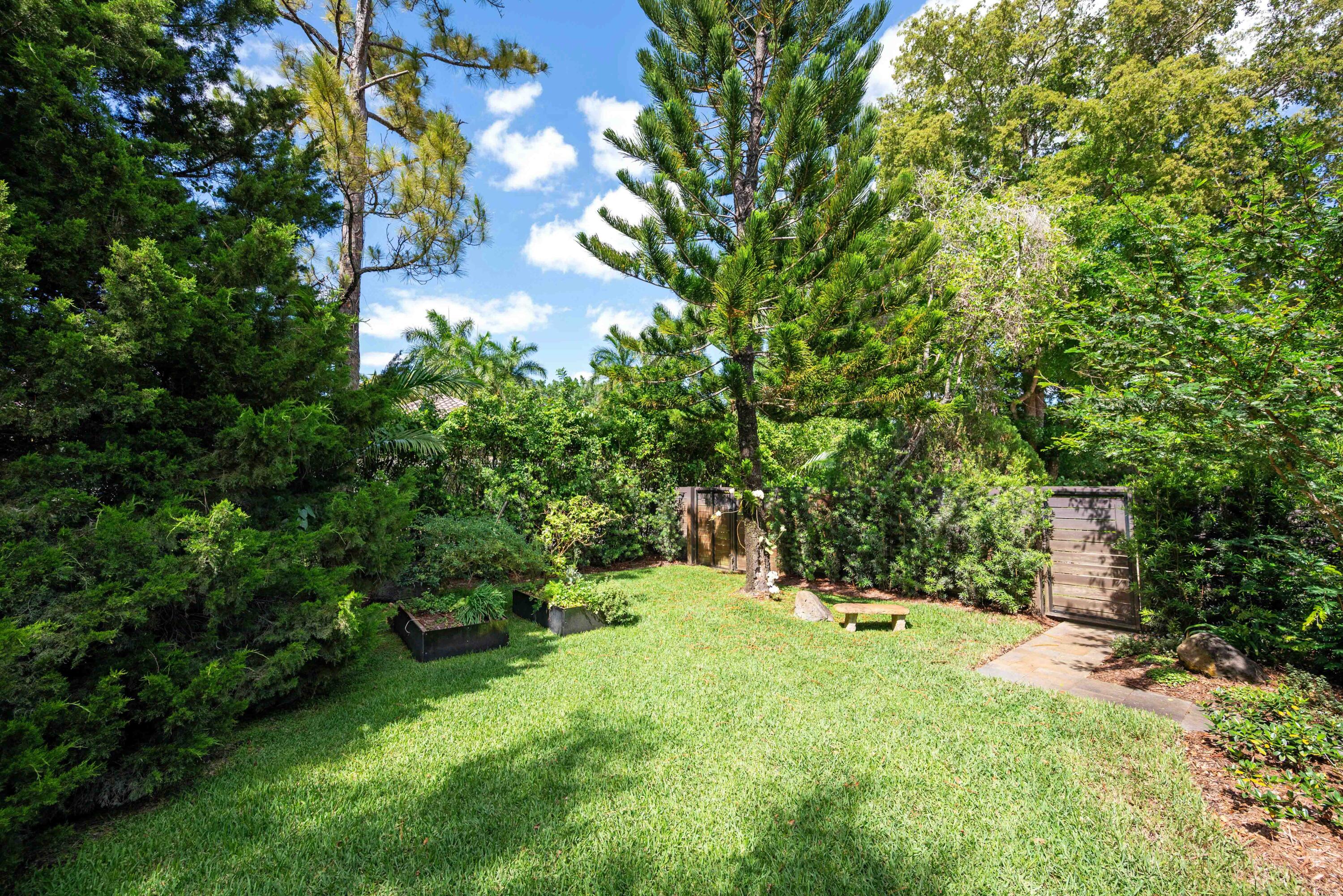 18660 Long Lake Drive