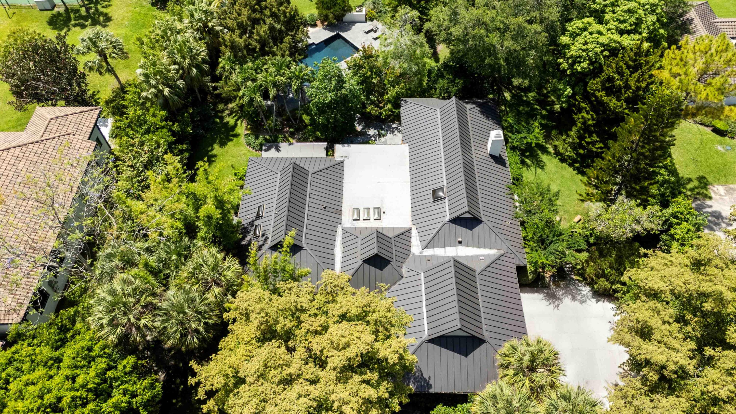 18660 Long Lake Drive