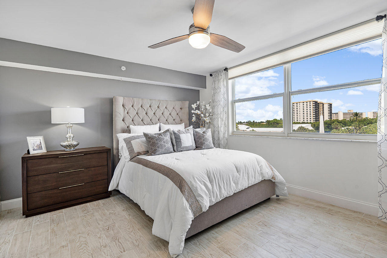 3594 S Ocean Boulevard 406