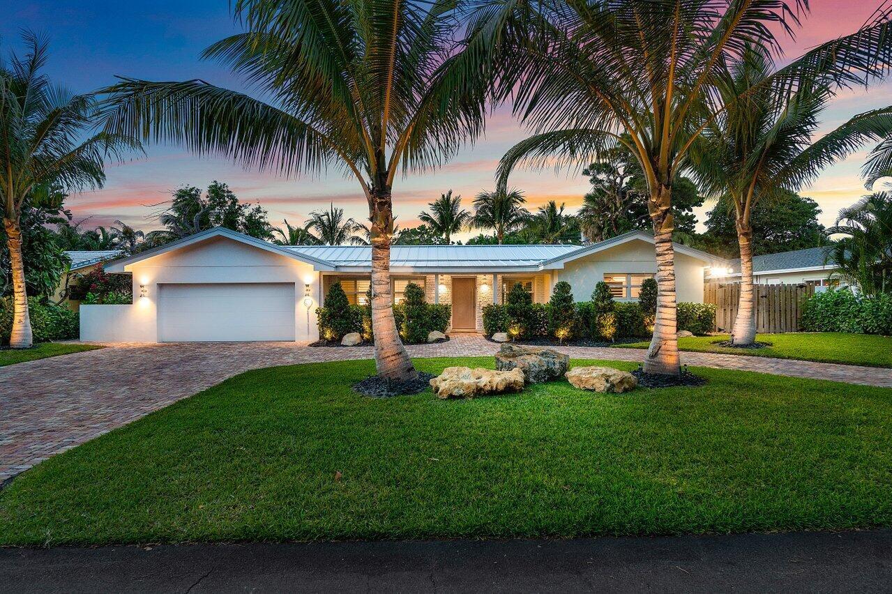 911 SW 27th Terrace