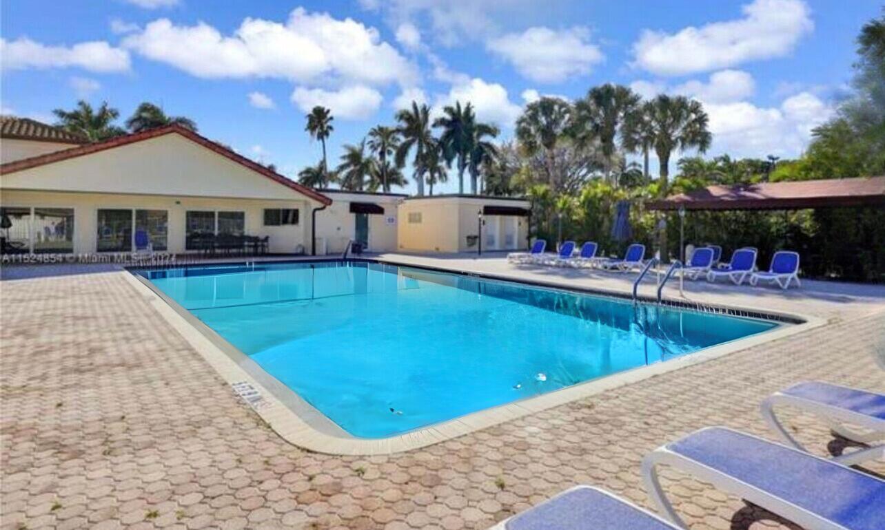 5072 Alencia Court