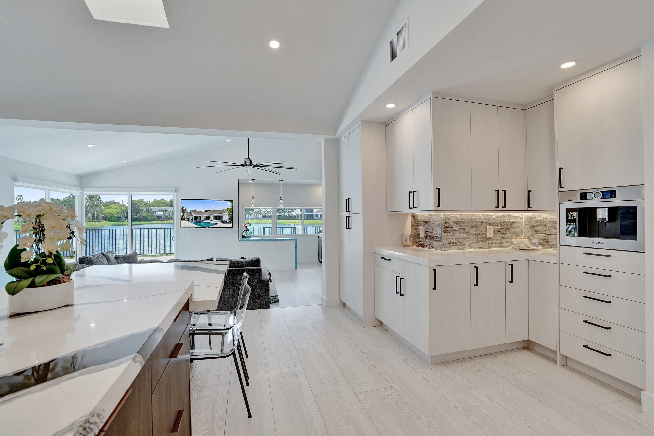 4130 Georges Way