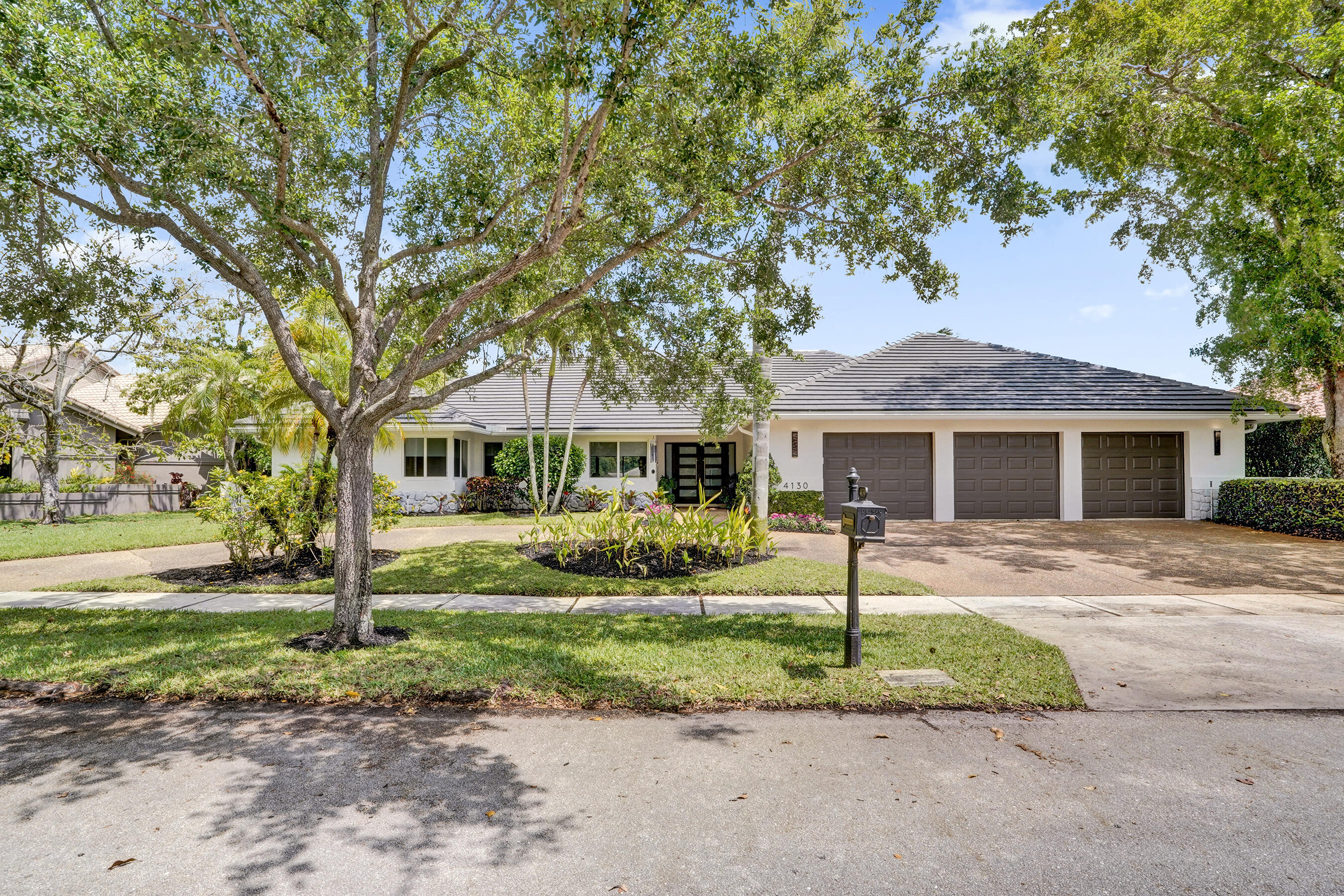 4130 Georges Way