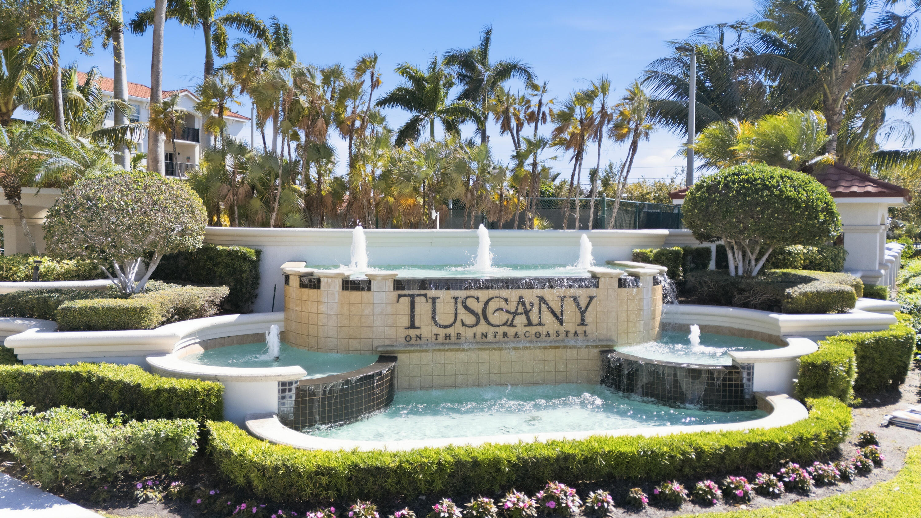 3221 Tuscany Way 3221