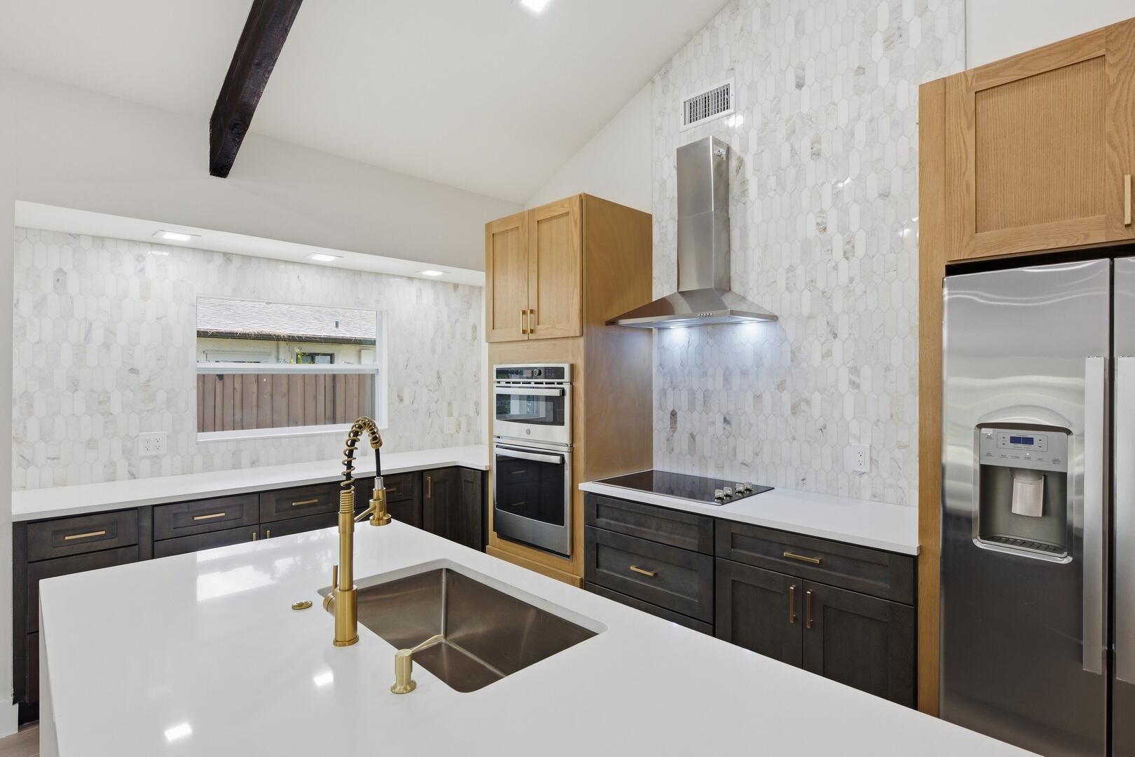 2908 NW 24th Way
