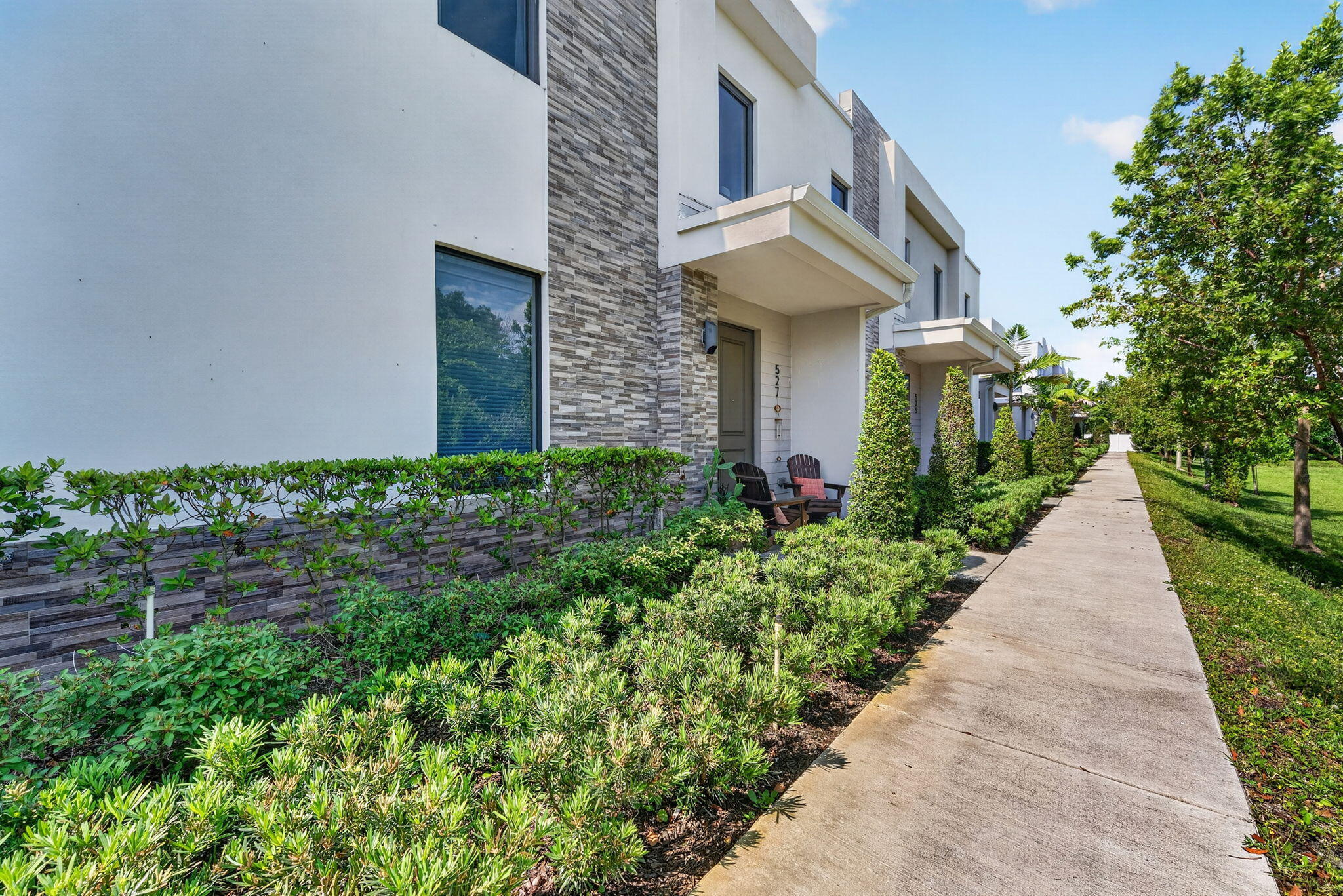 527 NW 17th Street
