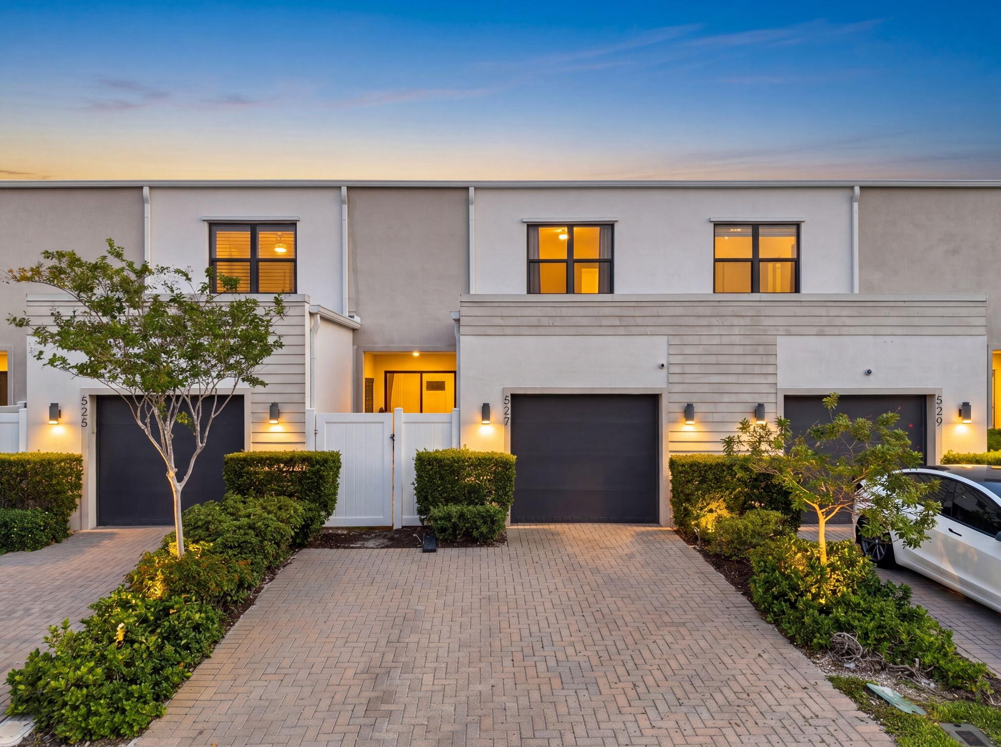 527 NW 17th Street