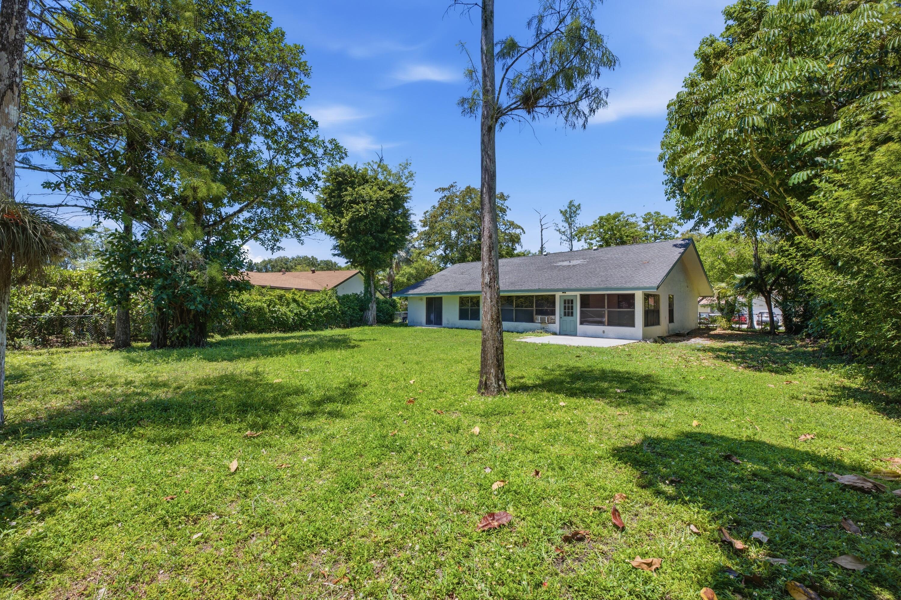 2260 NW 40th Terrace