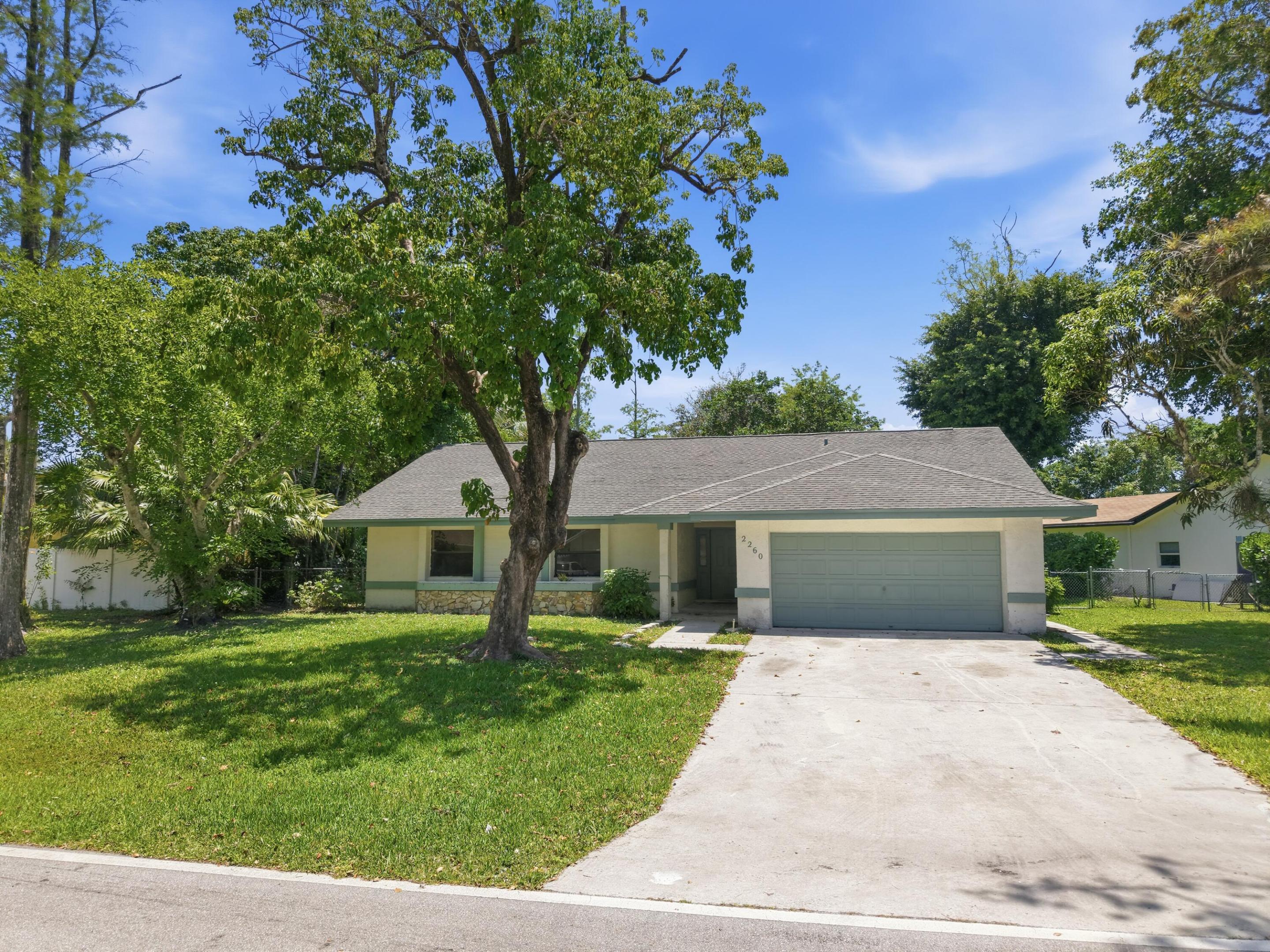 2260 NW 40th Terrace