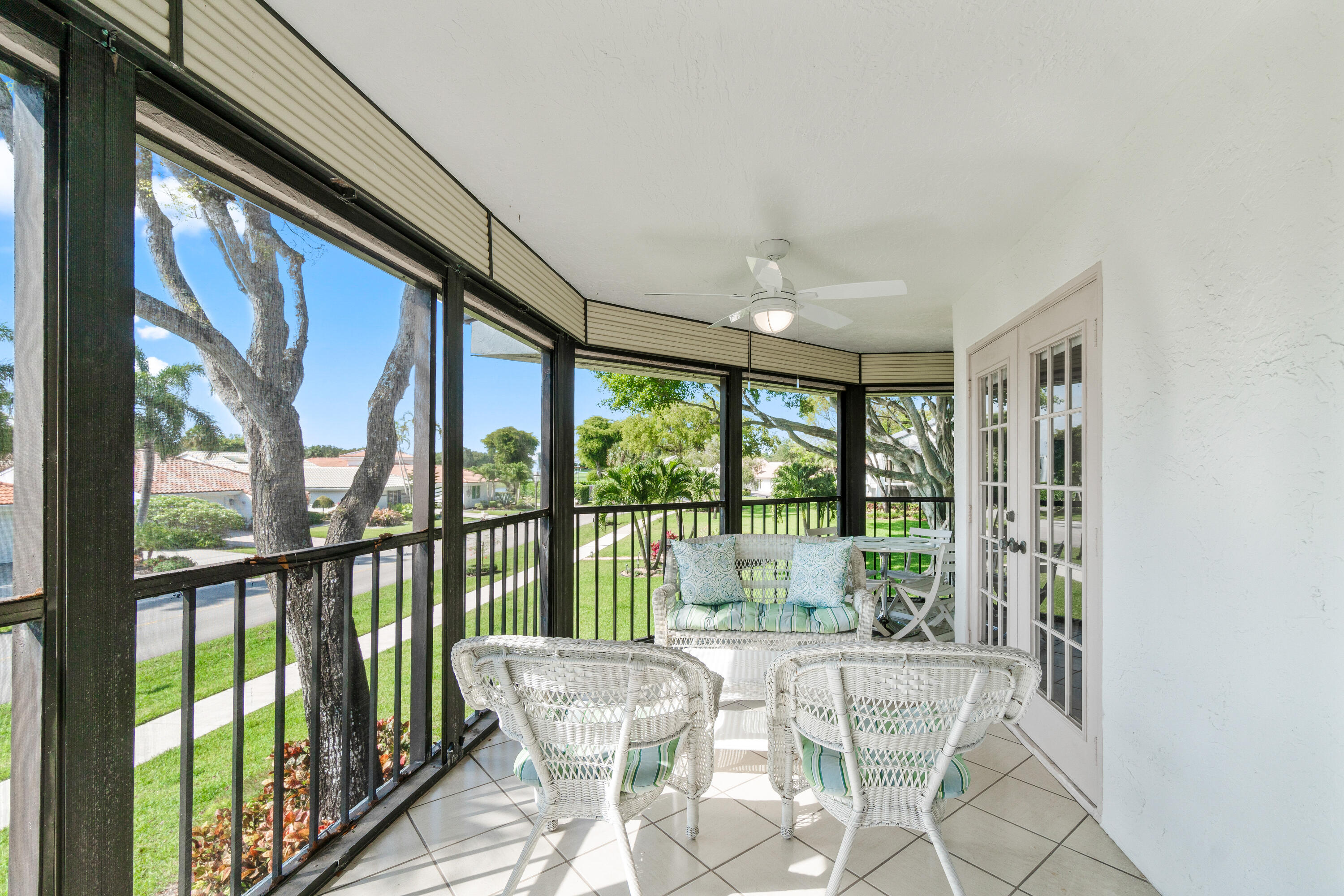7533 Glendevon Lane 905
