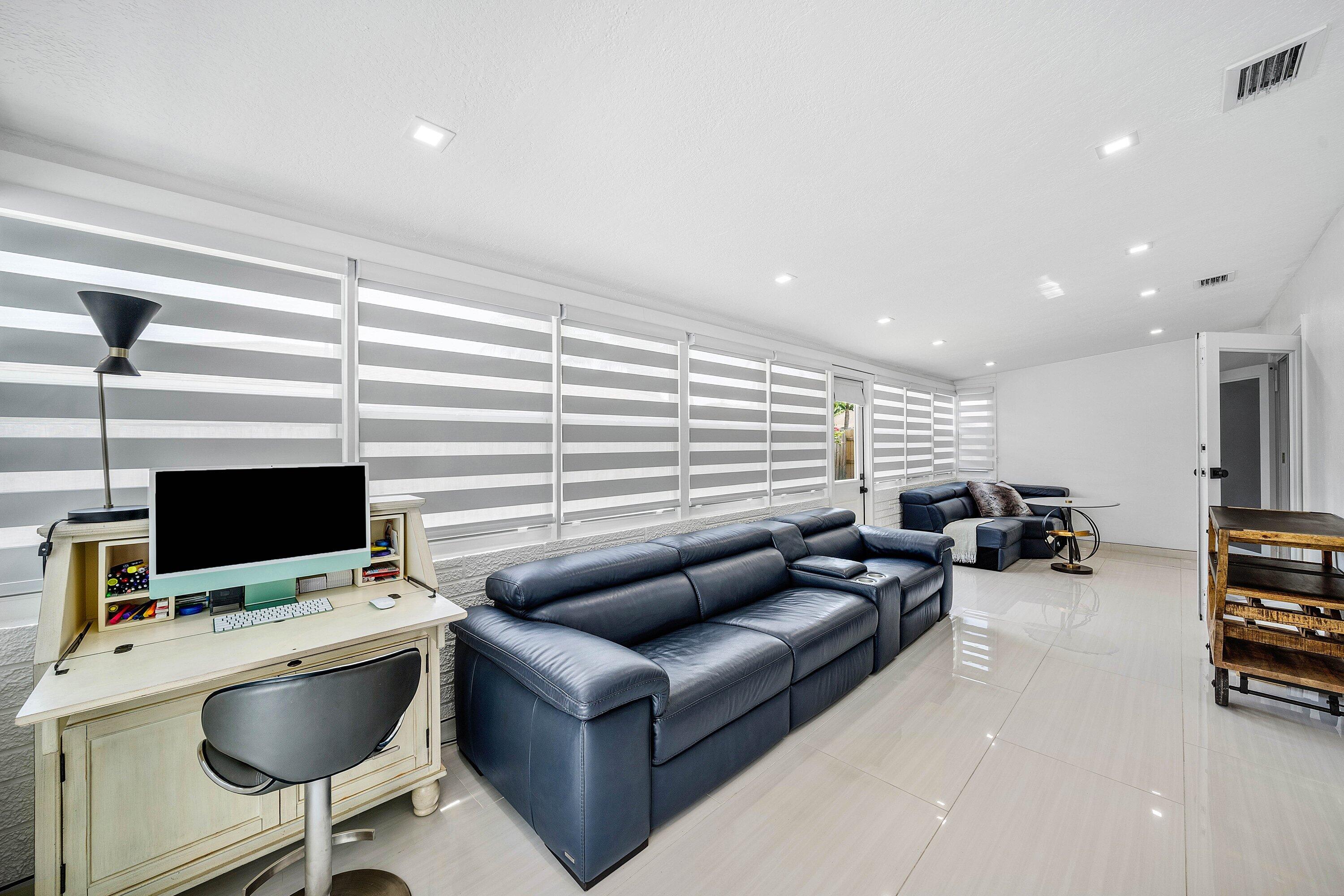 2866 SW 8th Street