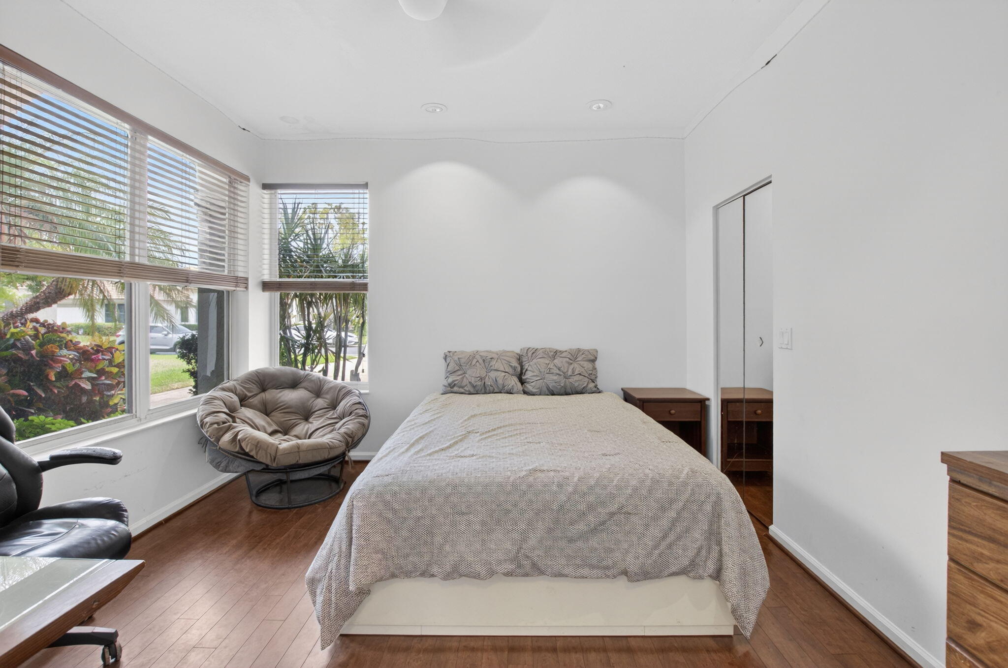 2054 NW 56th Street