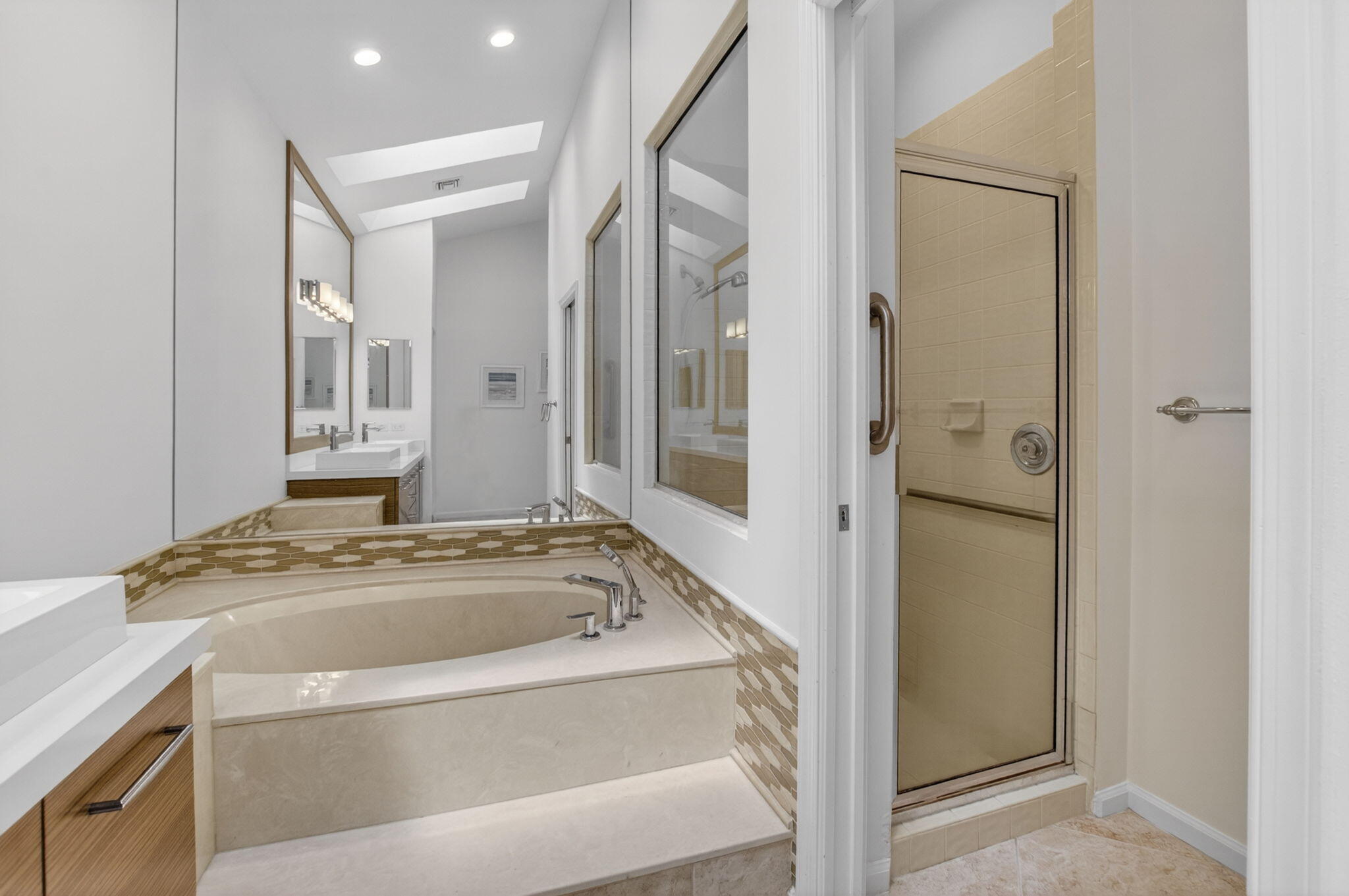 2054 NW 56th Street