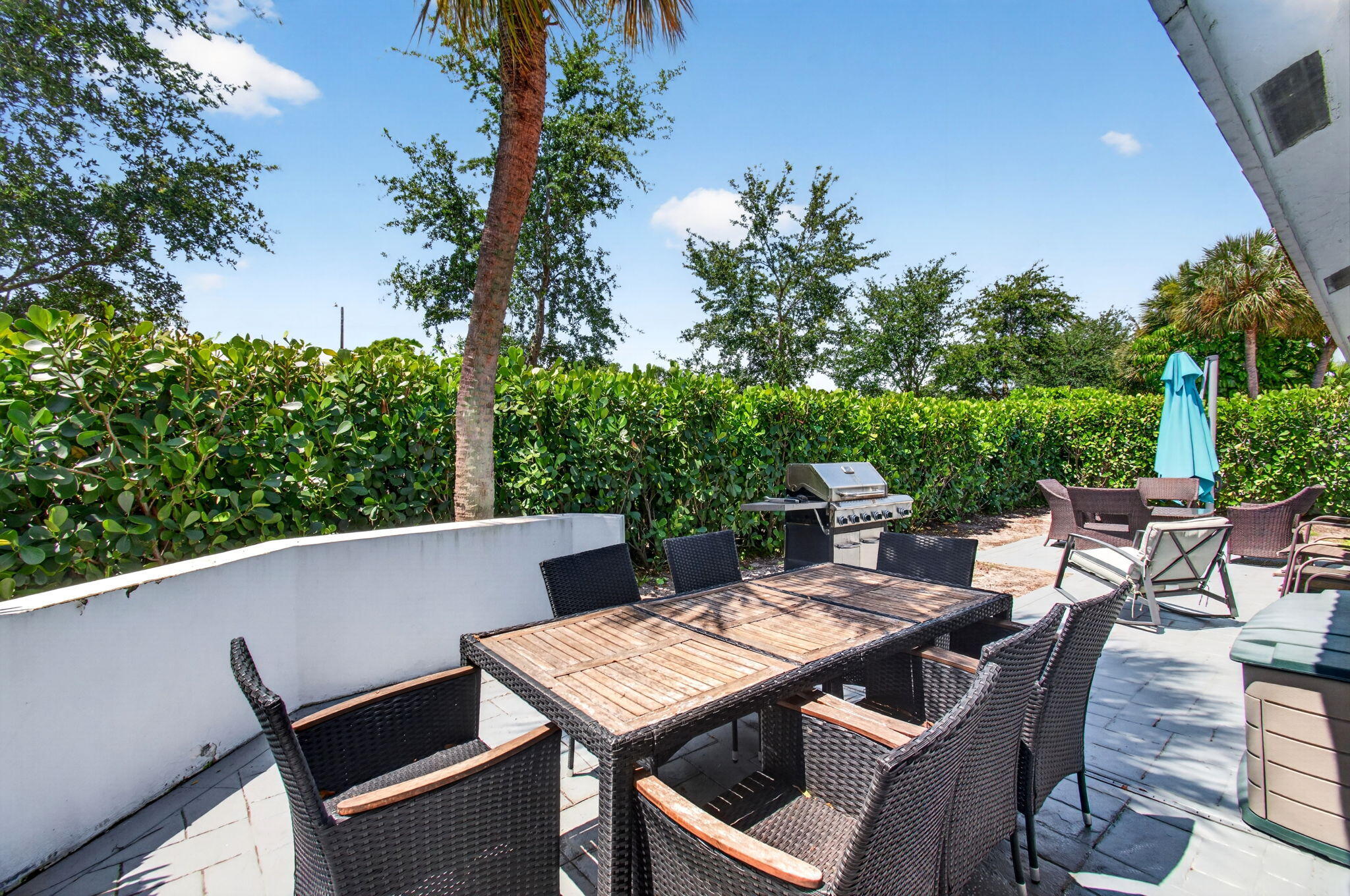 2034 NW 52nd Street