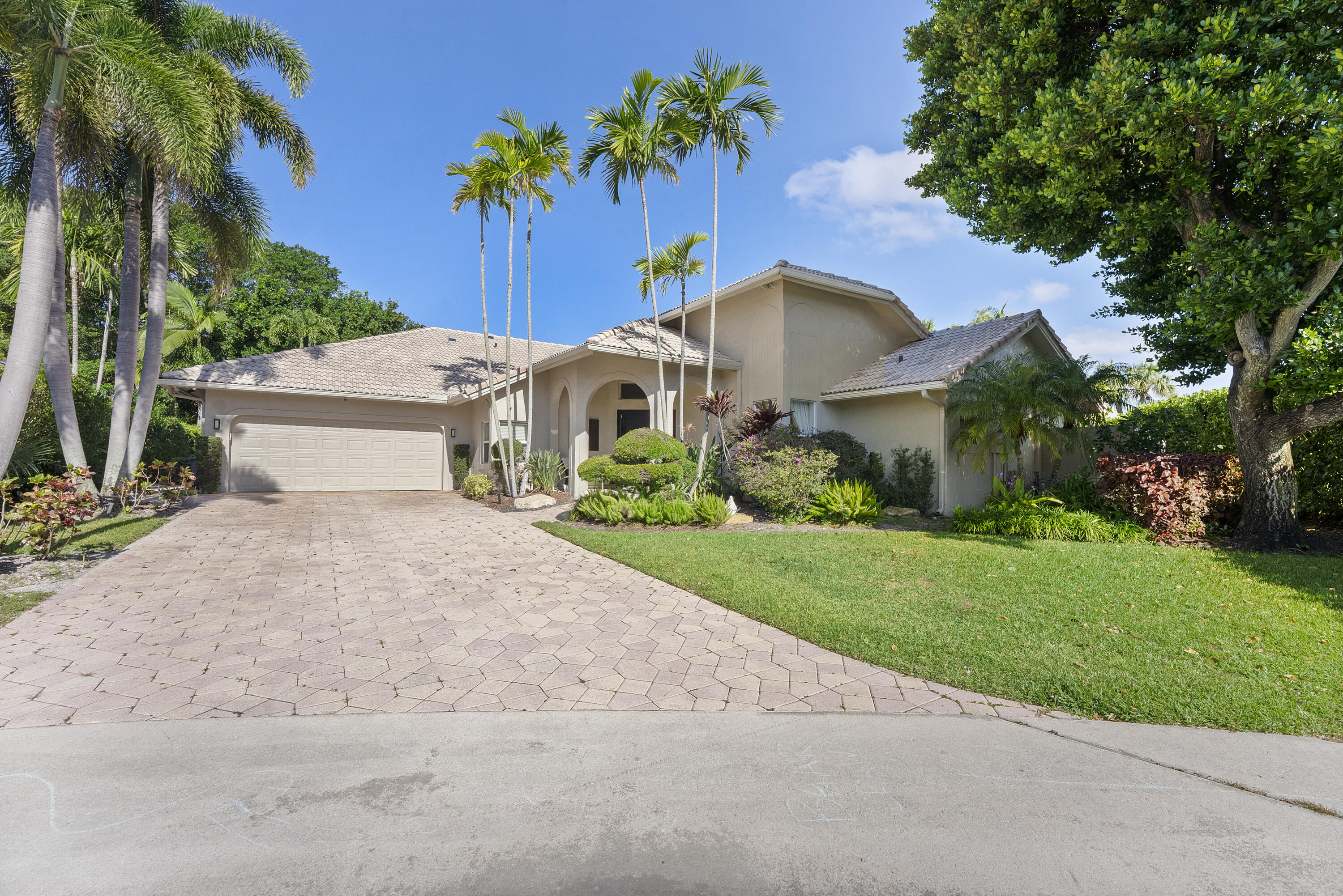 2245 SW 16th Place