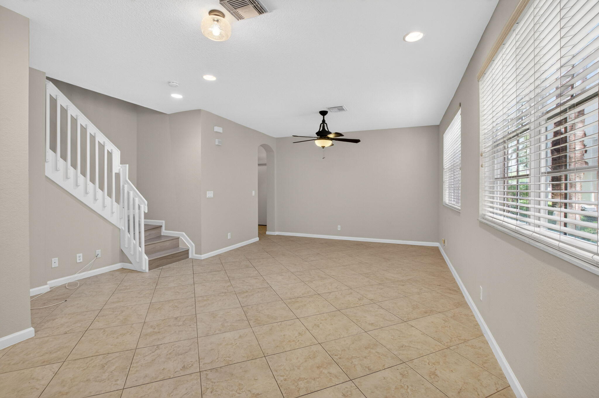 1418 W Wickham Circle B