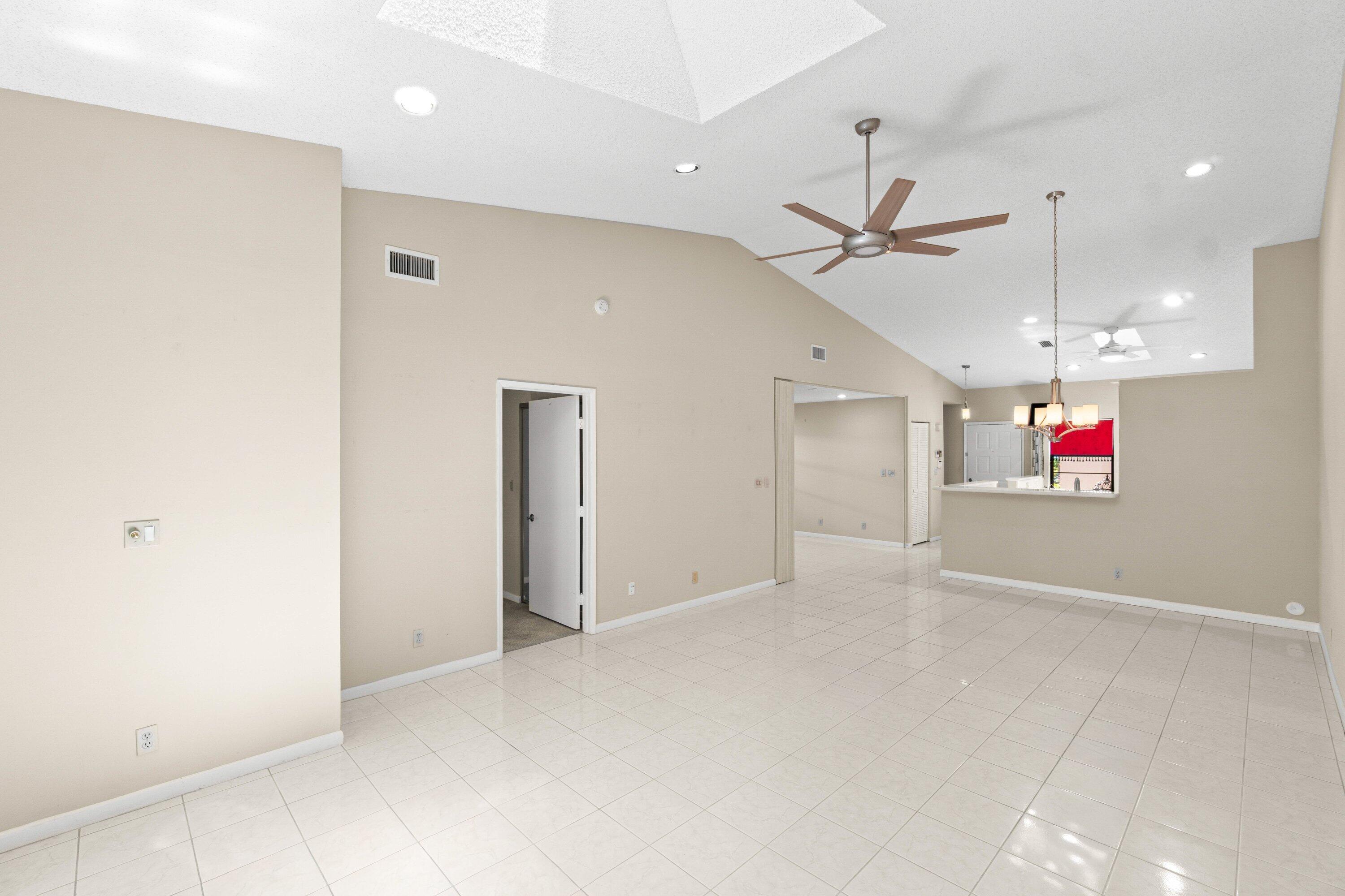 6099 Kings Gate Circle