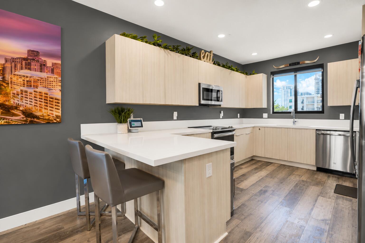 4716 NW 84th Court