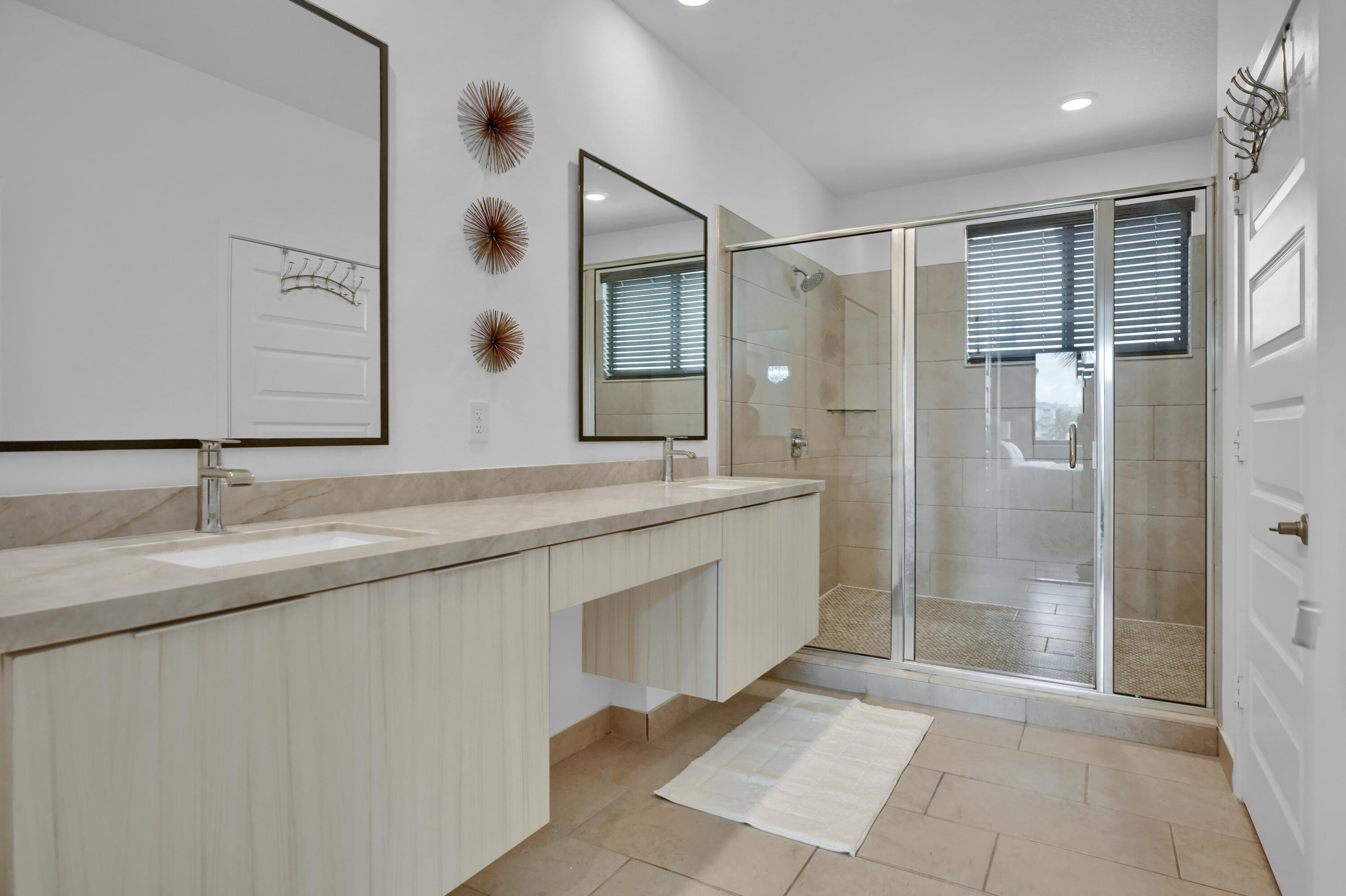 4716 NW 84th Court