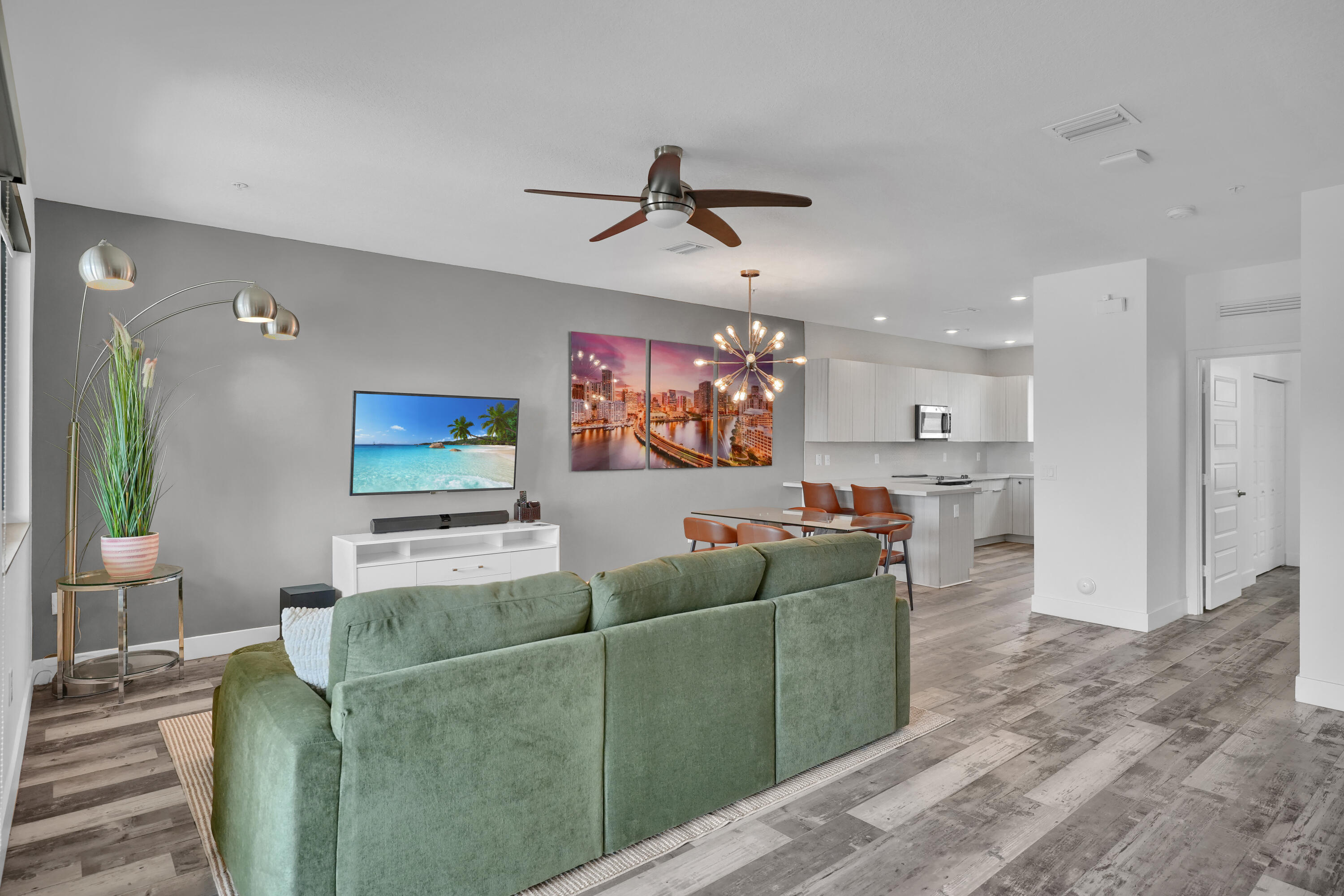 4716 NW 84th Court
