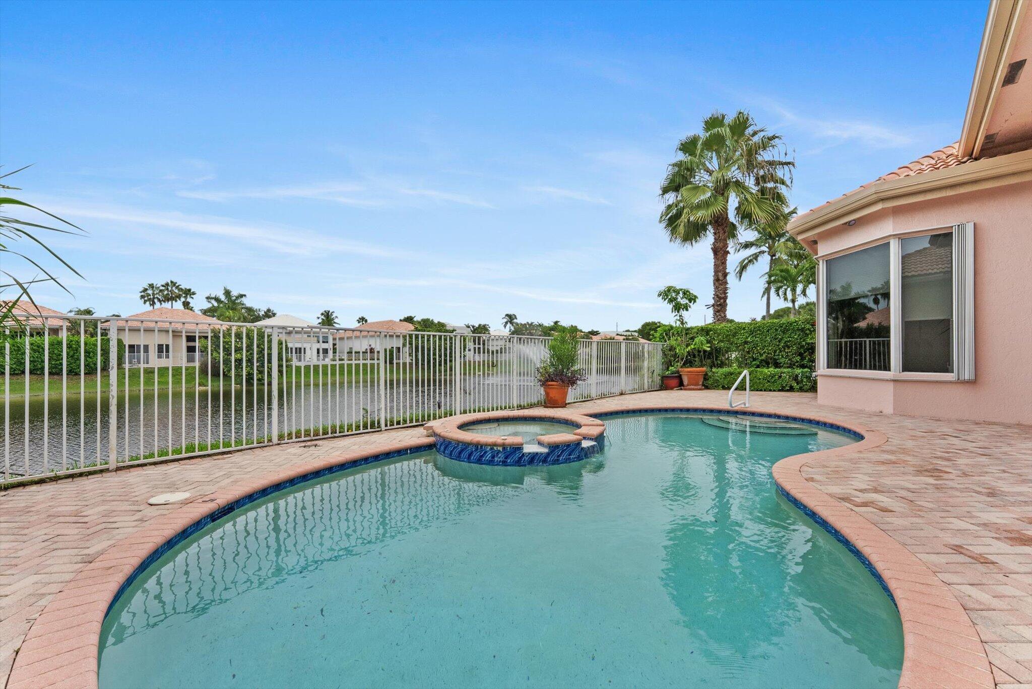 7081 Mallorca Crescent