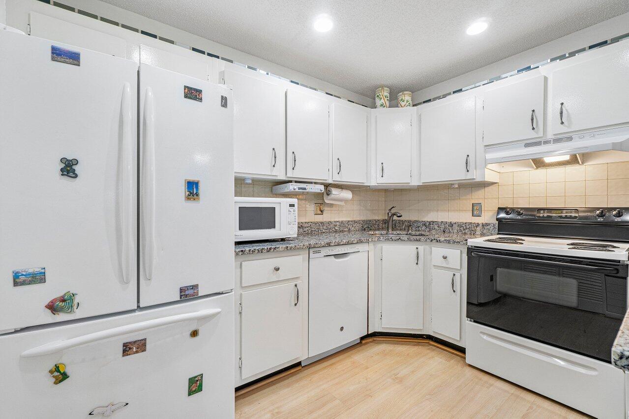 407 Pine Glen Lane B-1
