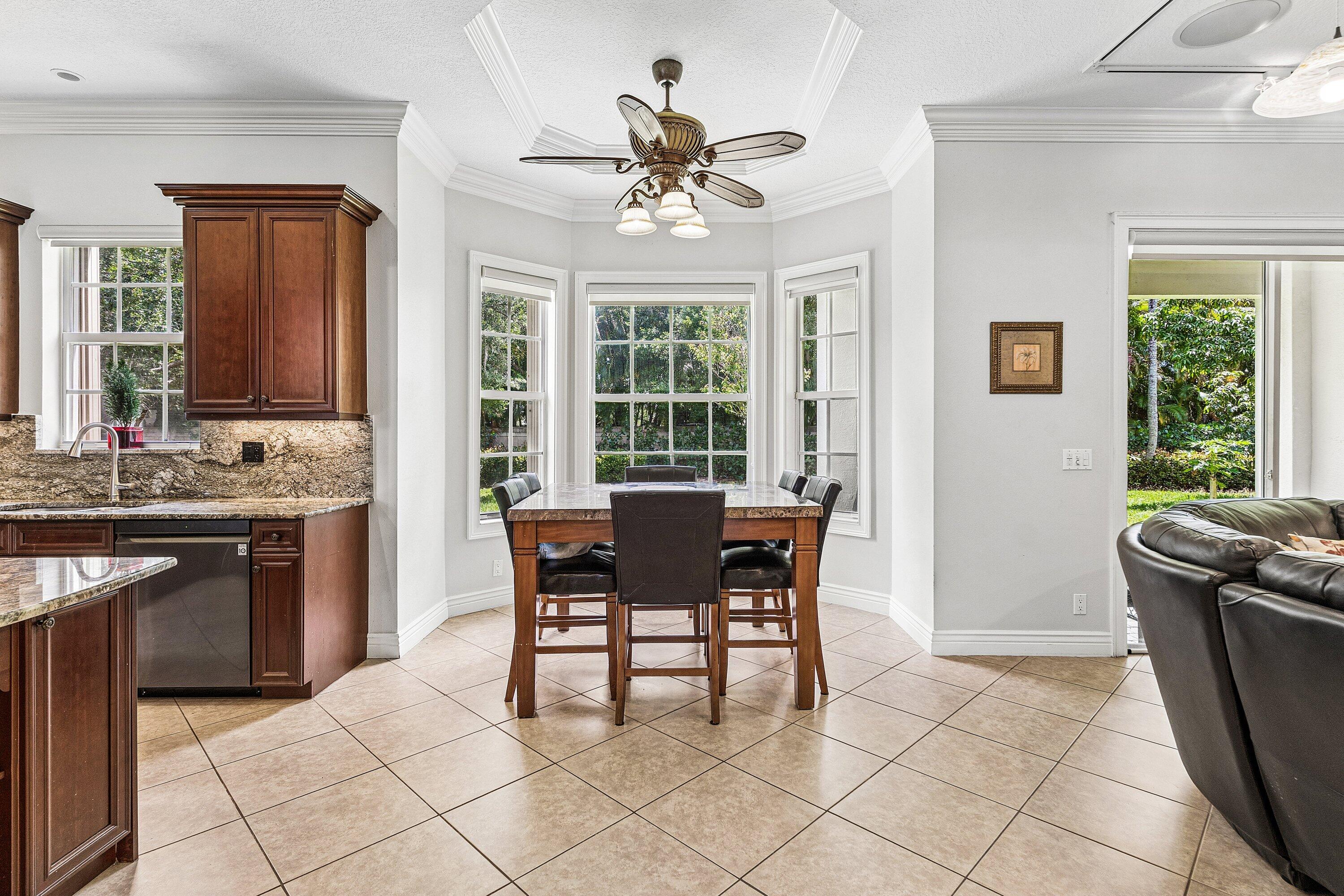 9861 Cobblestone Creek
