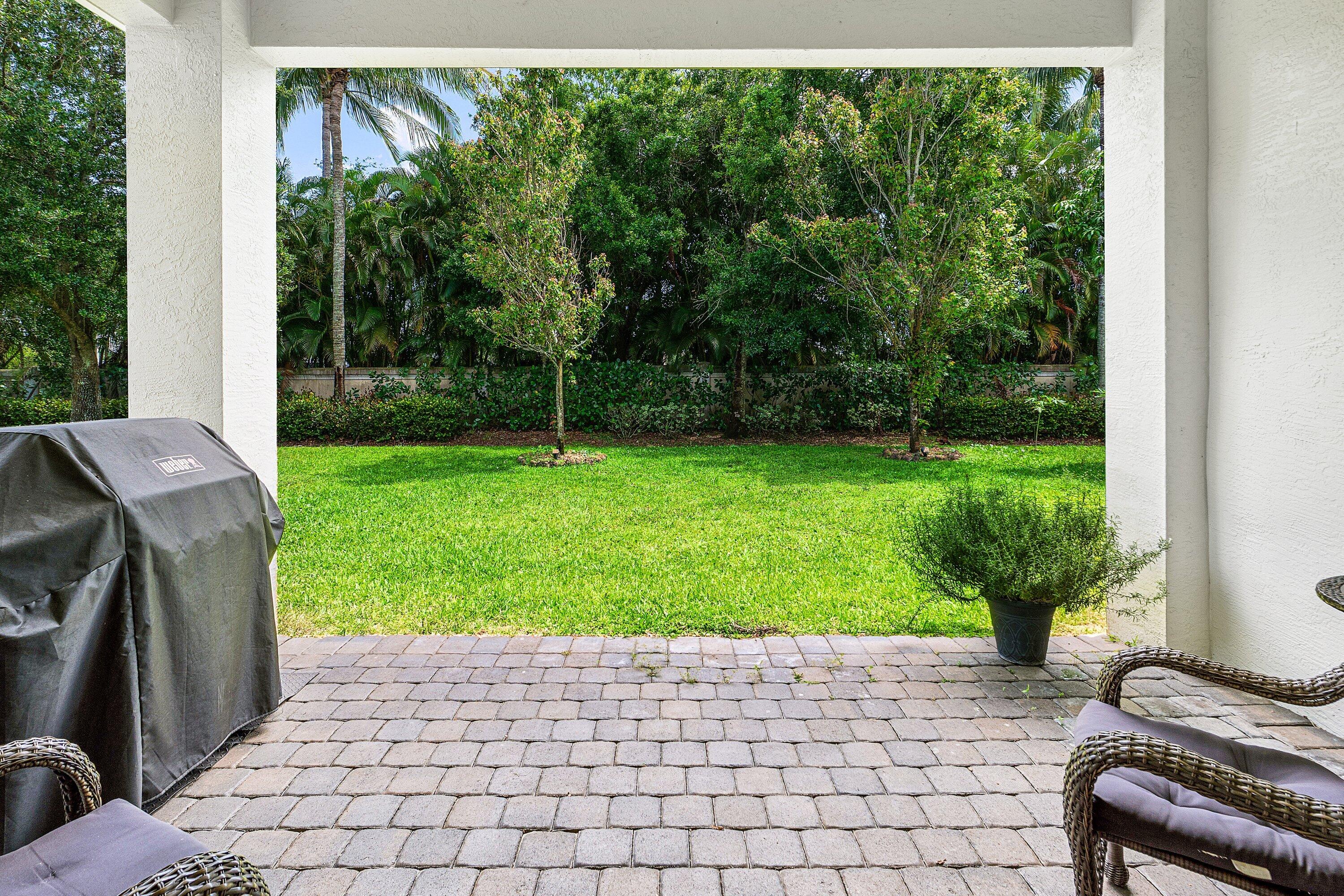9861 Cobblestone Creek