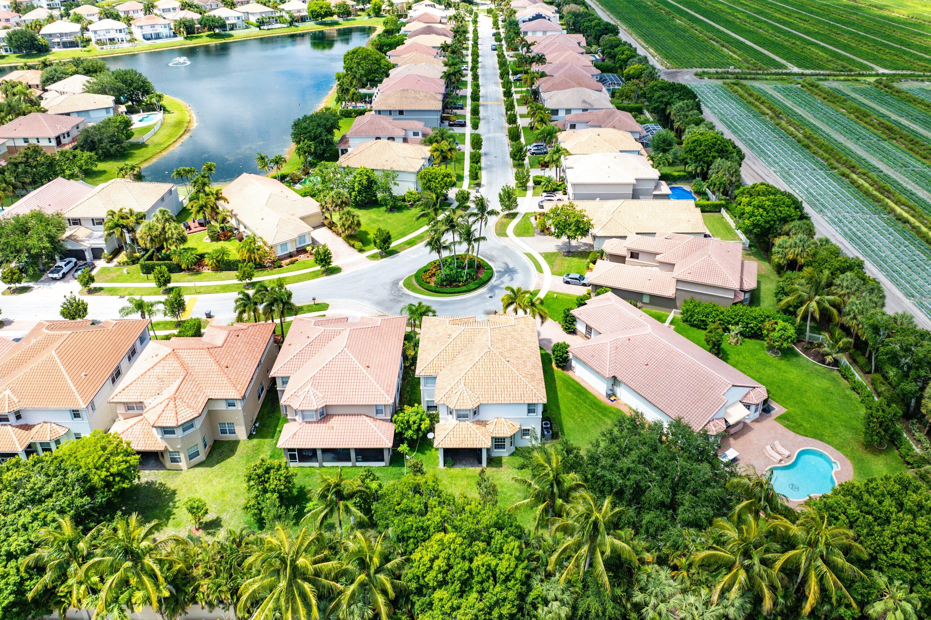 9861 Cobblestone Creek