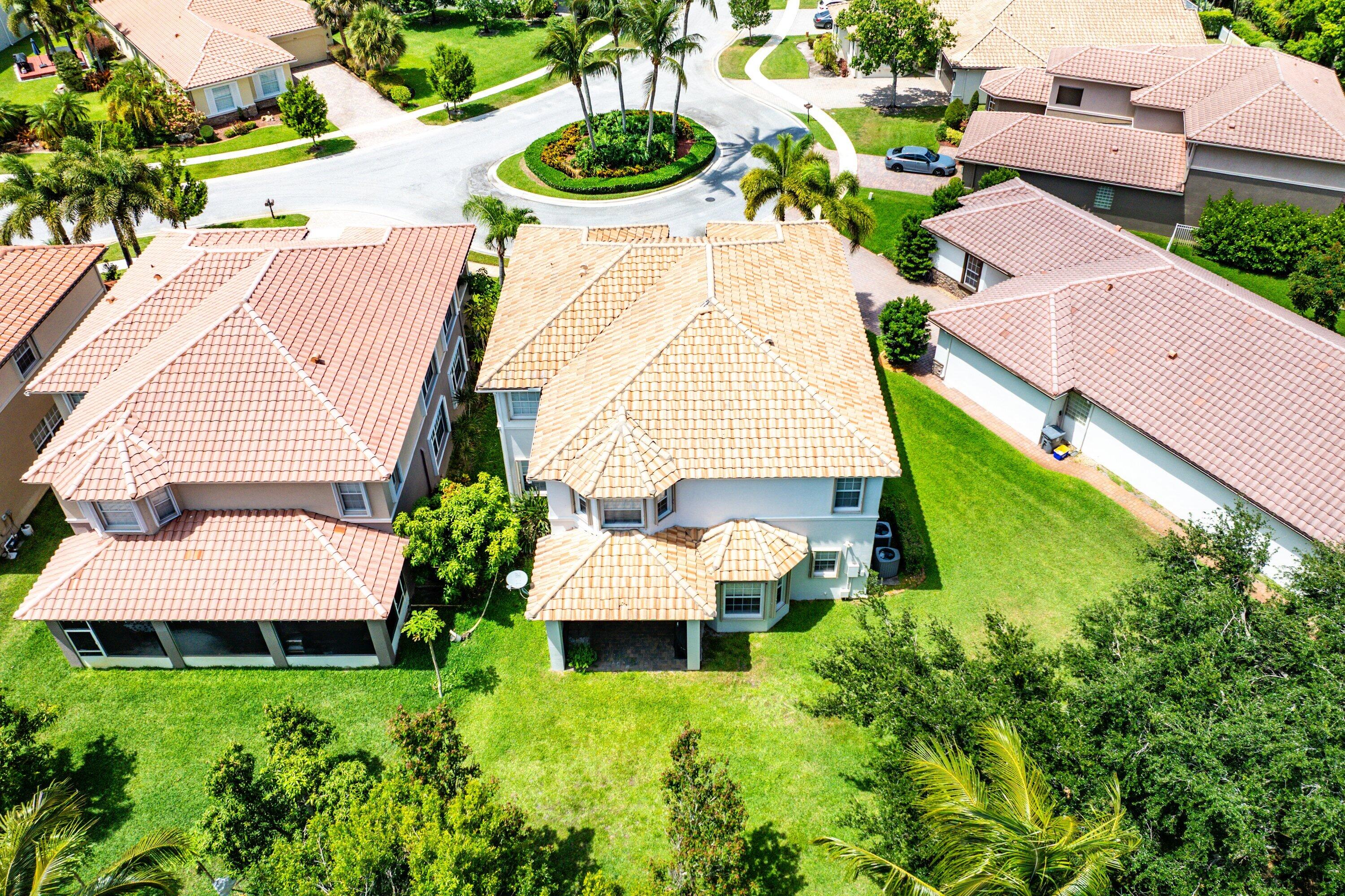 9861 Cobblestone Creek
