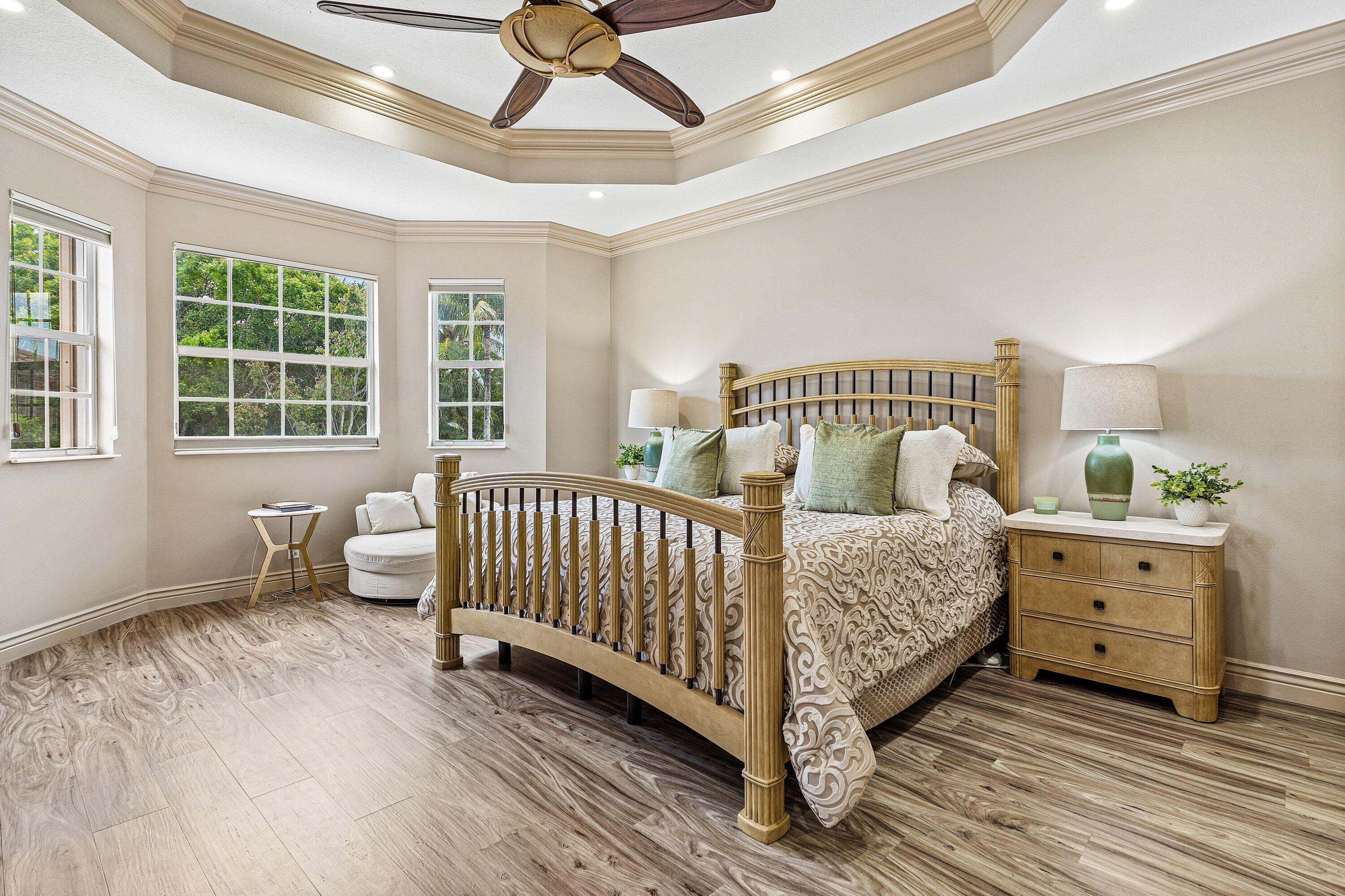 9861 Cobblestone Creek