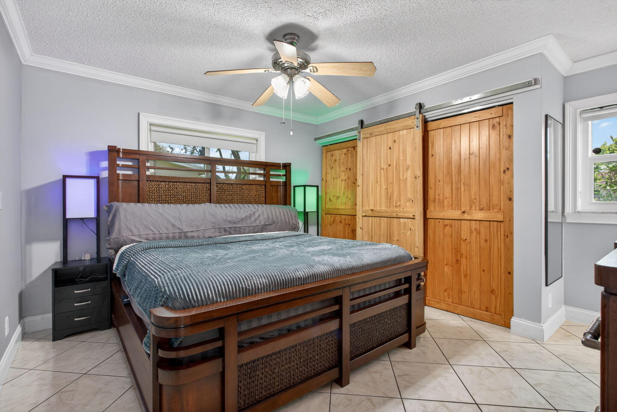 1601 NW 48th Place
