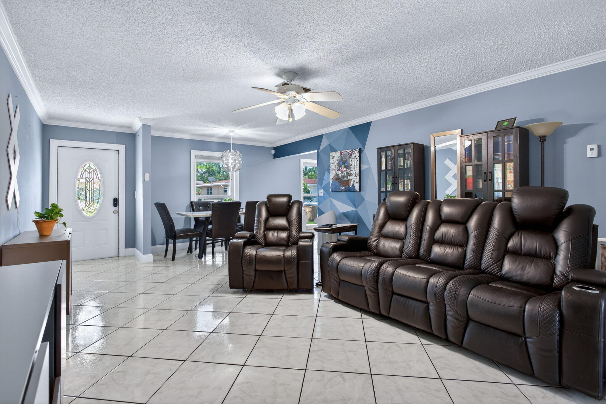 1601 NW 48th Place