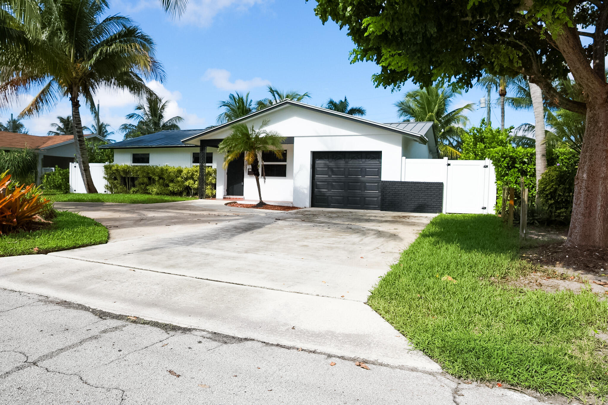 1502 NW 4th