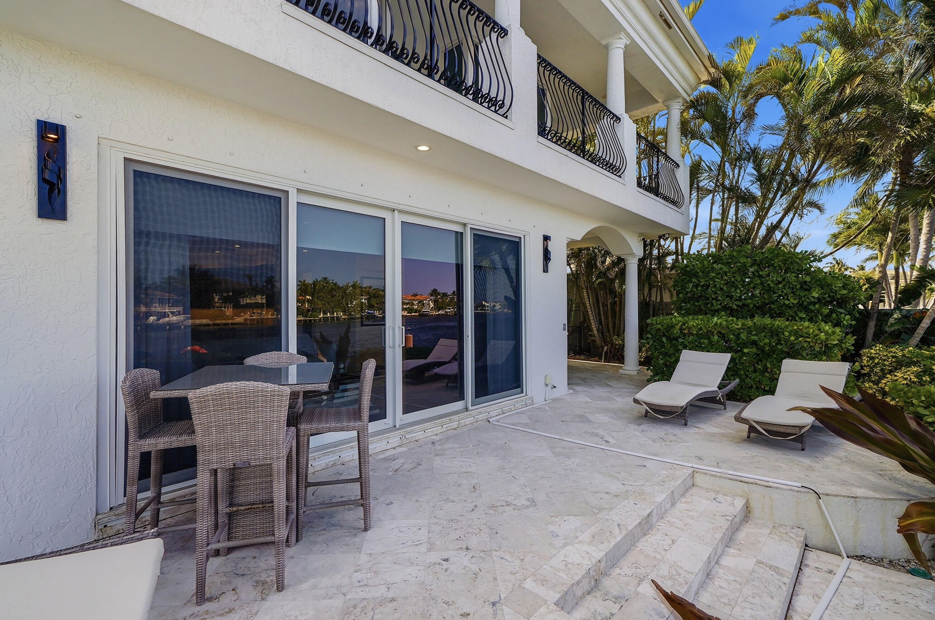 5600 Coastal Drive
