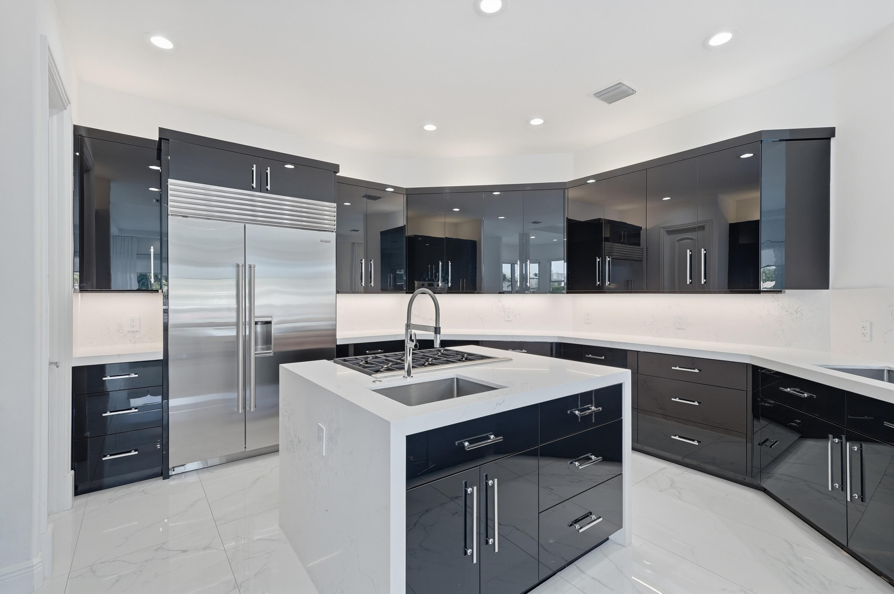 5600 Coastal Drive