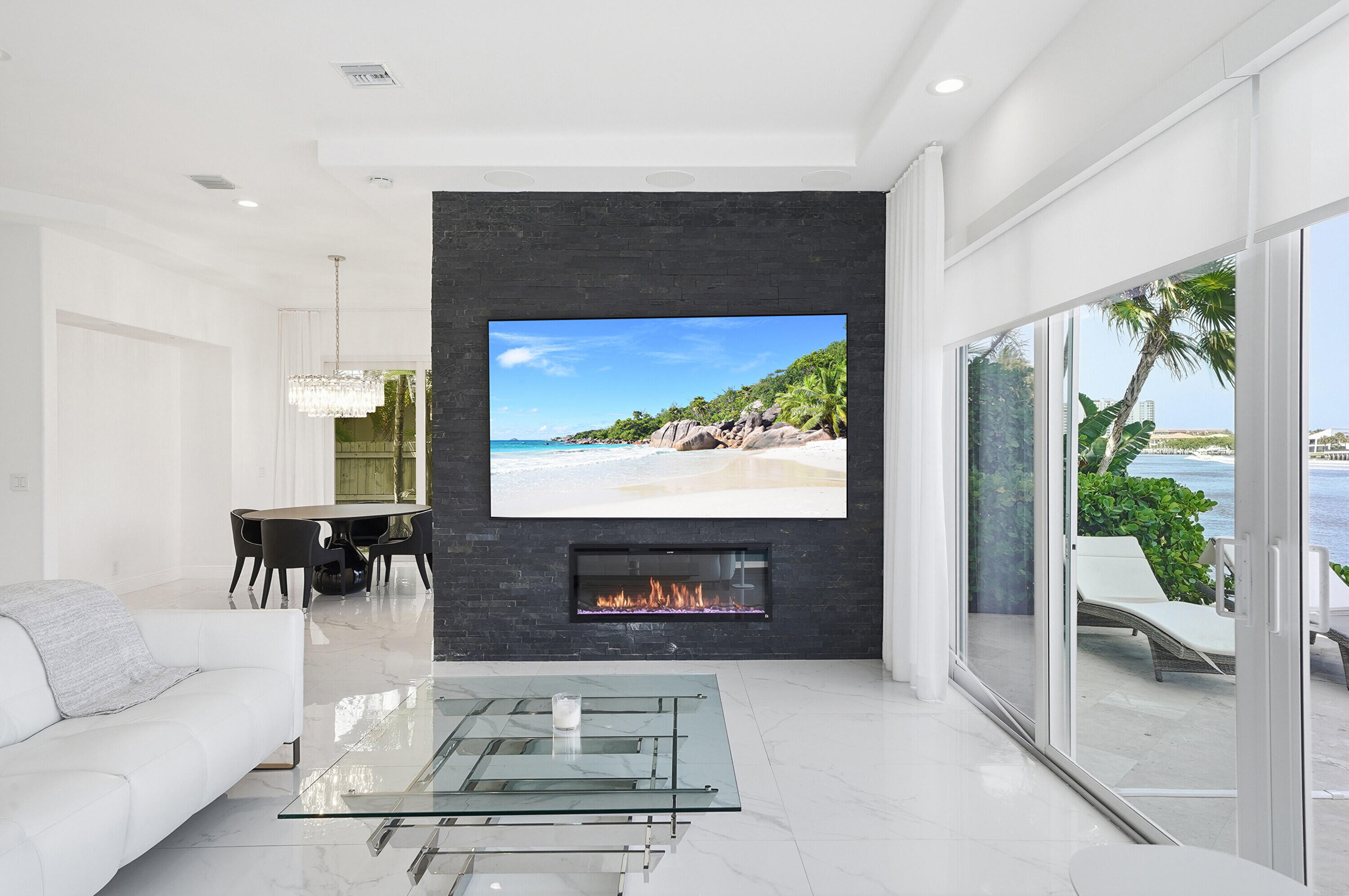 5600 Coastal Drive