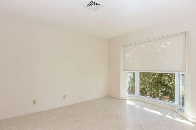 437 French Royale Circle