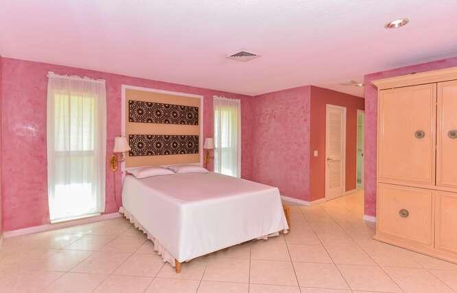 437 French Royale Circle
