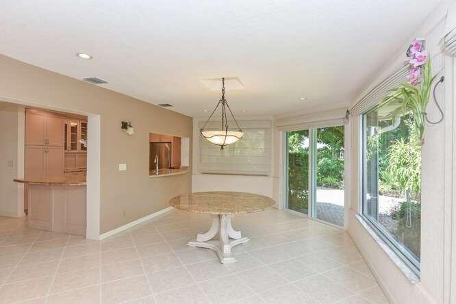 437 French Royale Circle