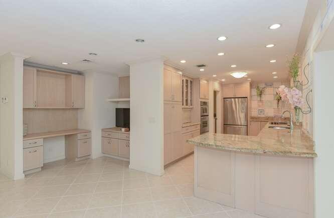 437 French Royale Circle