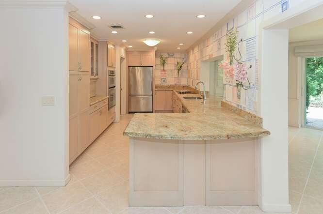 437 French Royale Circle