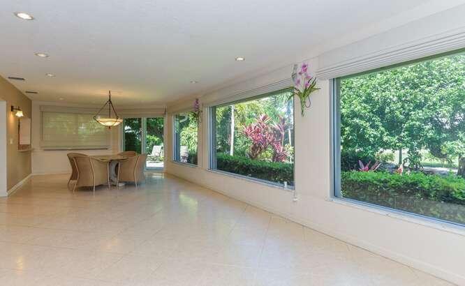 437 French Royale Circle