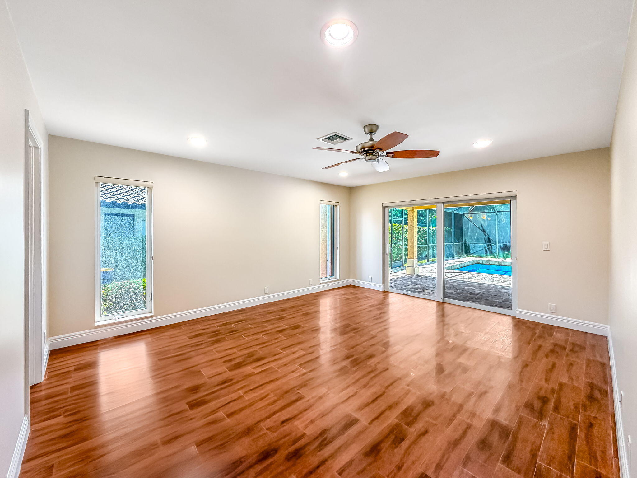 20764 Sorolla Terrace