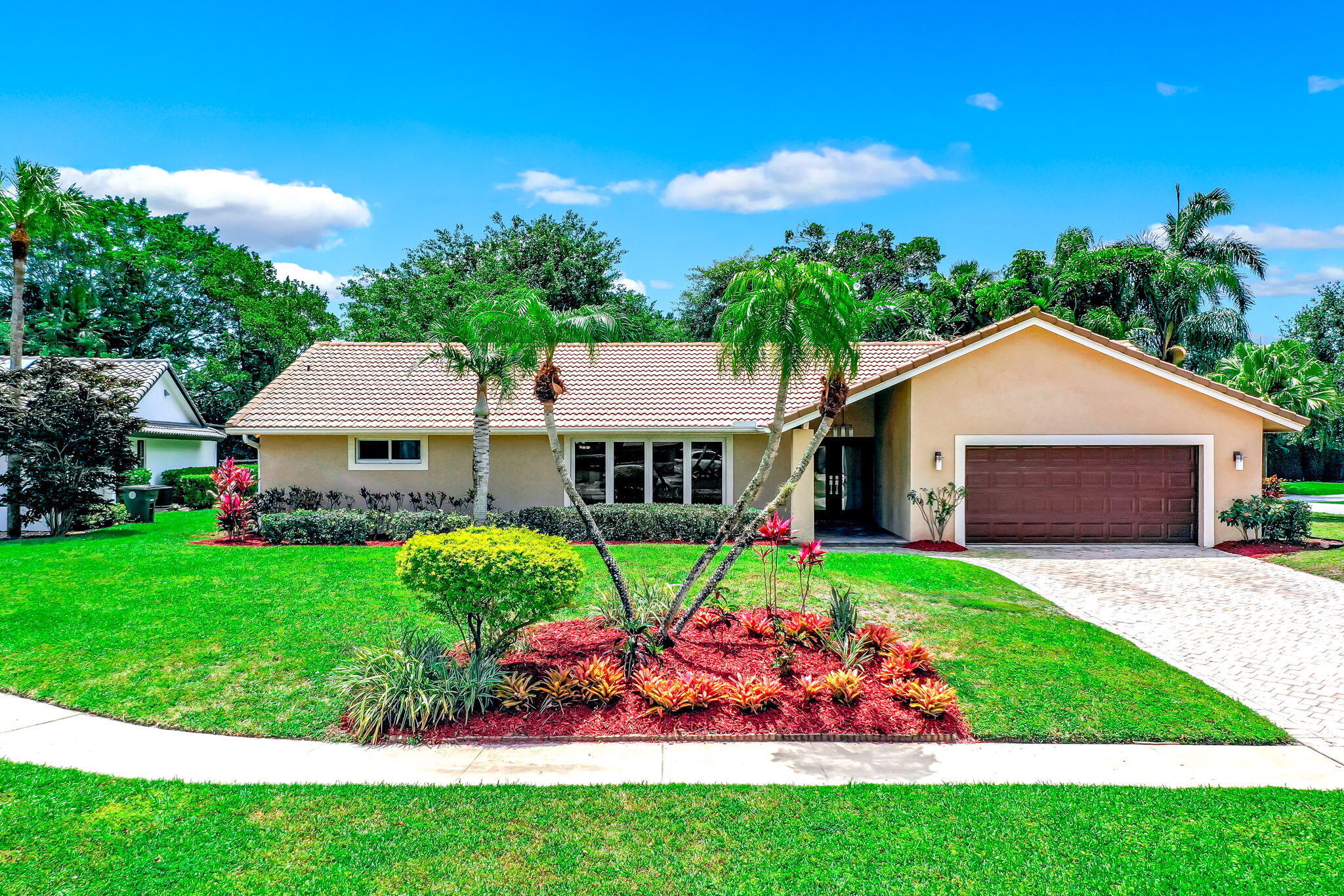 20764 Sorolla Terrace