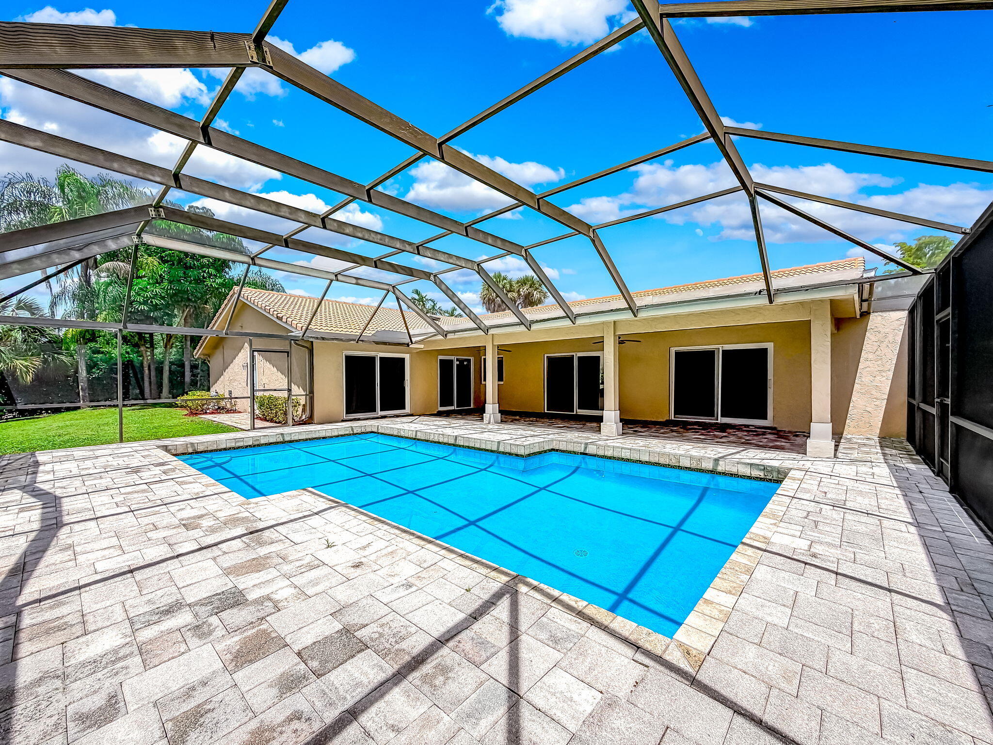 20764 Sorolla Terrace