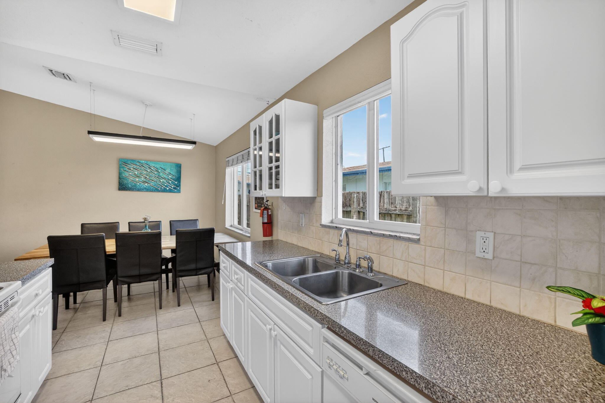 301 SW 16th Street