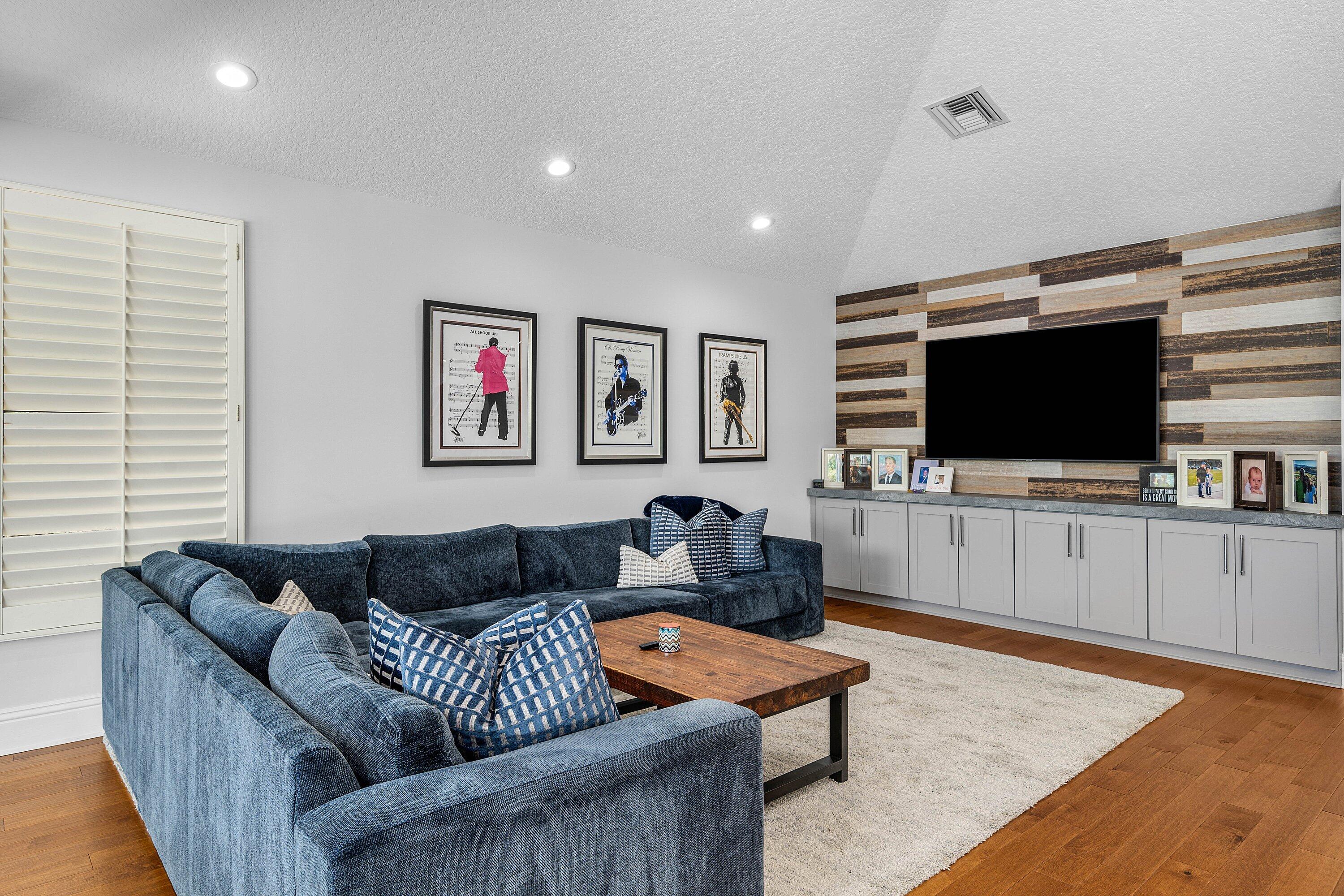 2357 NW 59th Street