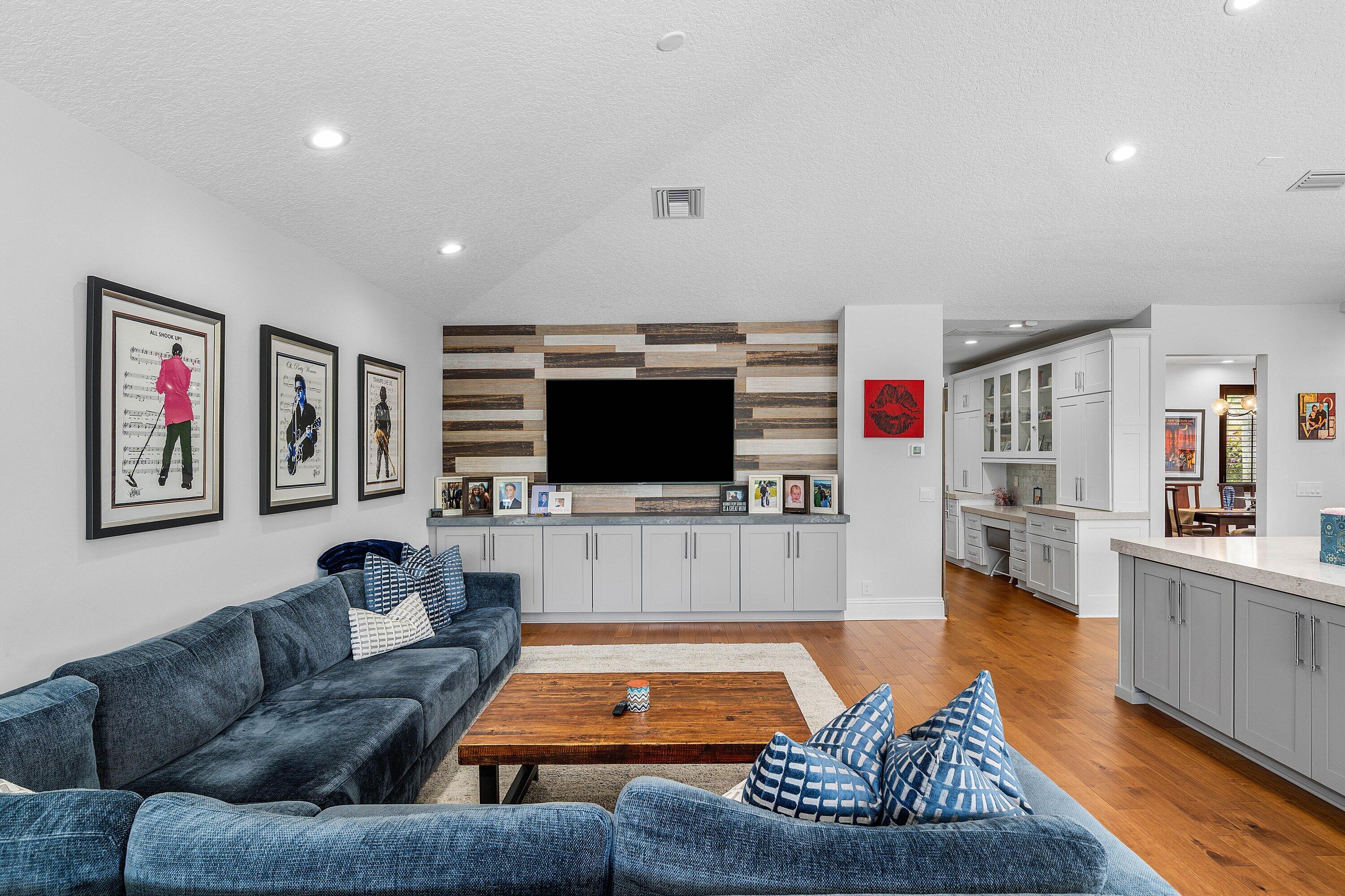 2357 NW 59th Street